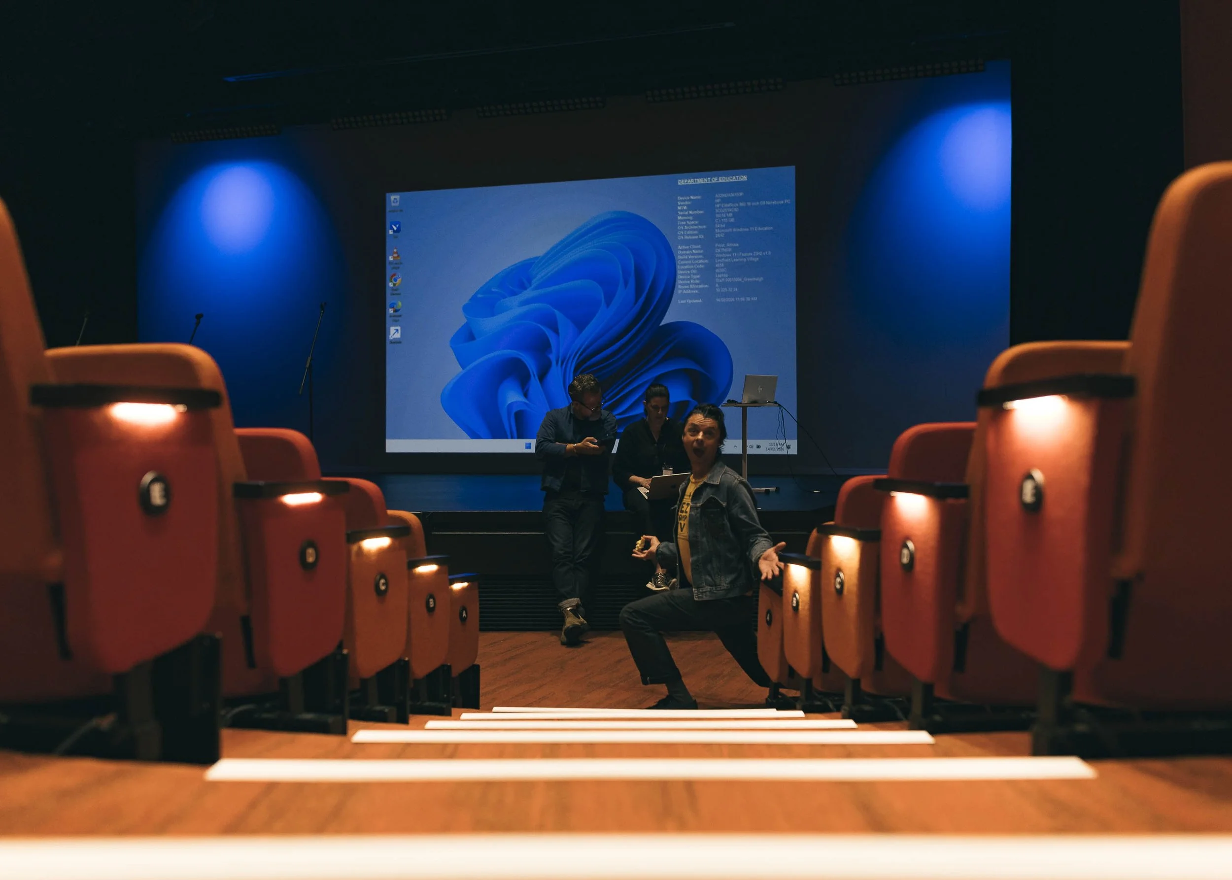 Kevin & Tim LLV-0372.jpg