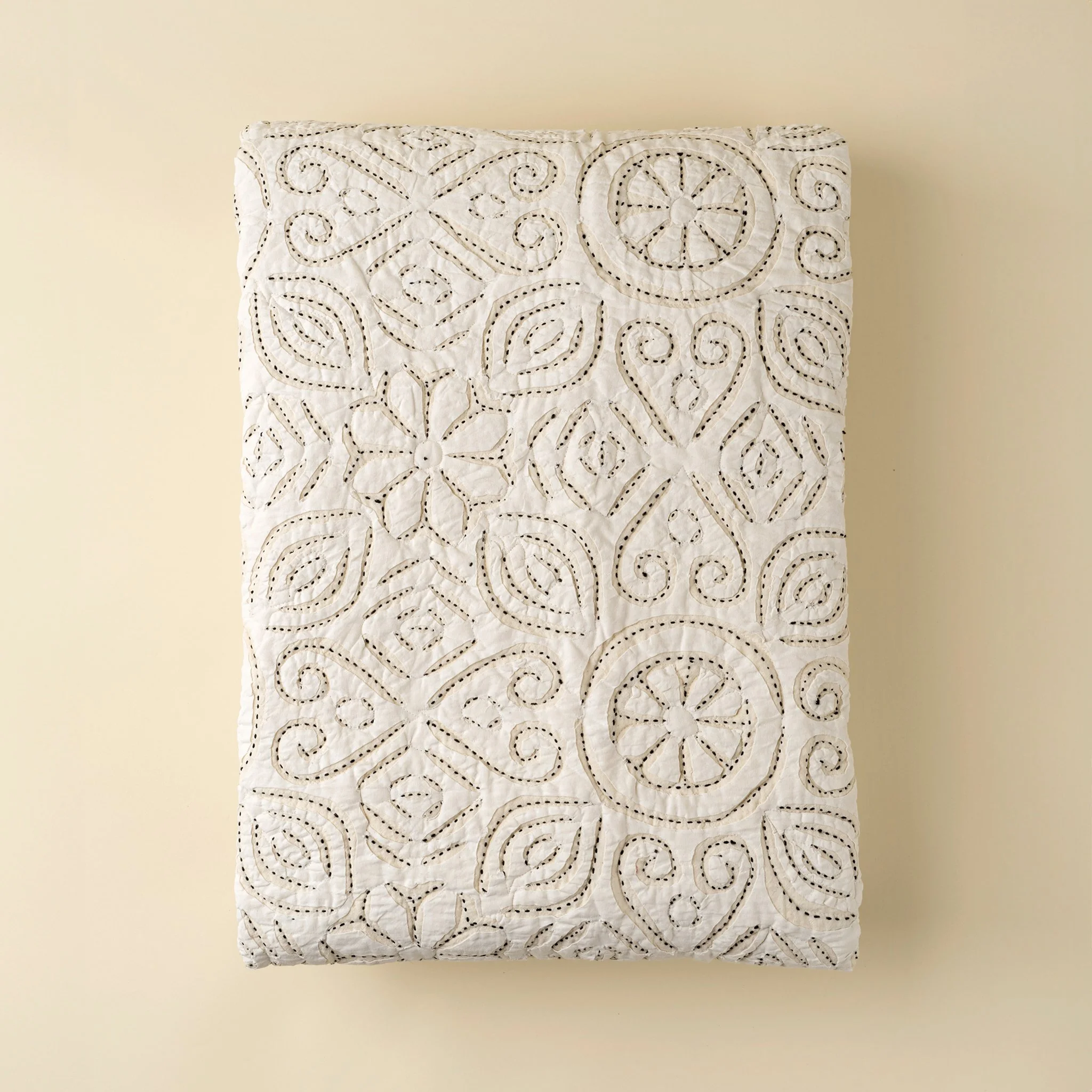 Liliette Cotton Cutwork Bed Quilt