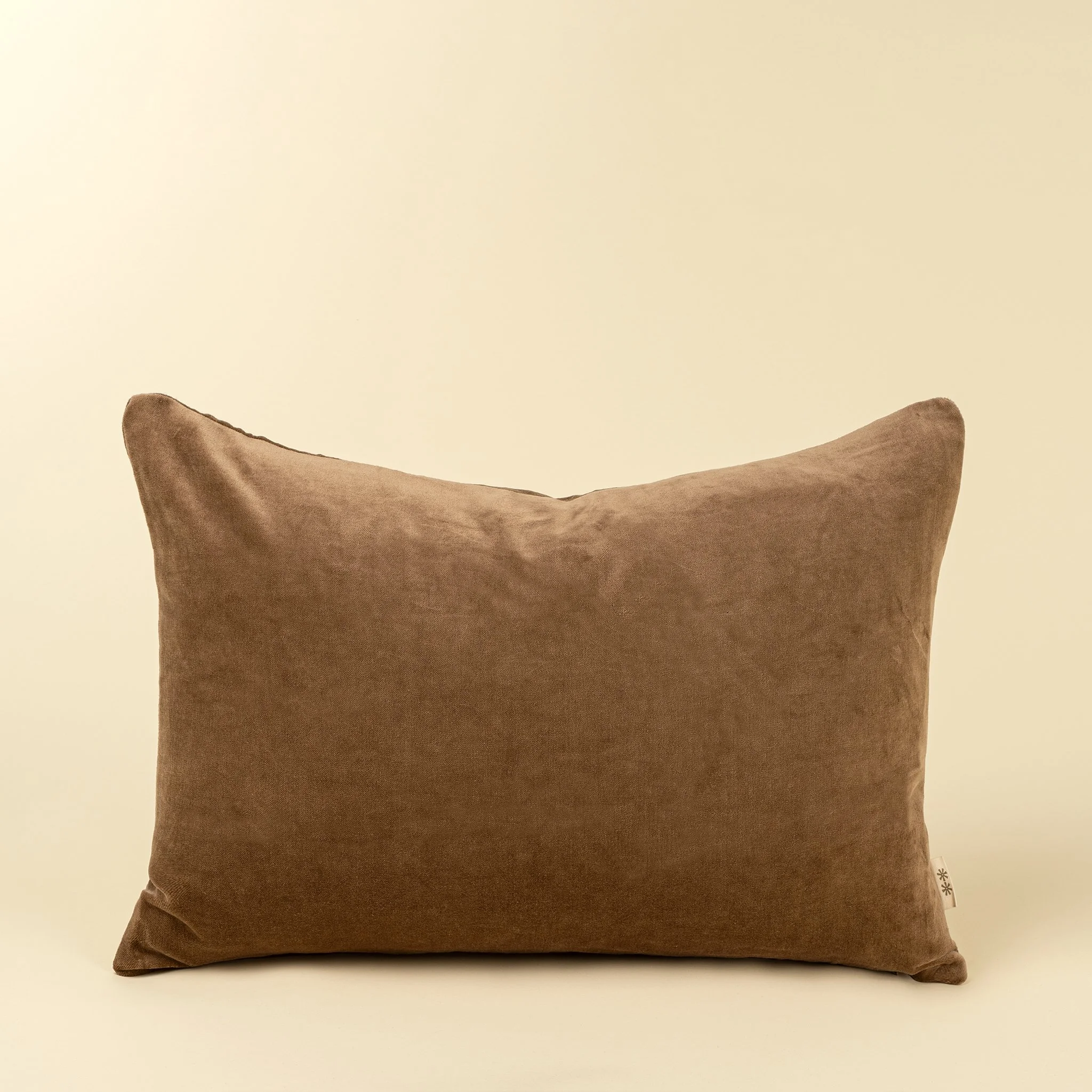 16x24 Vera Luxe Velvet Pillow Caramel