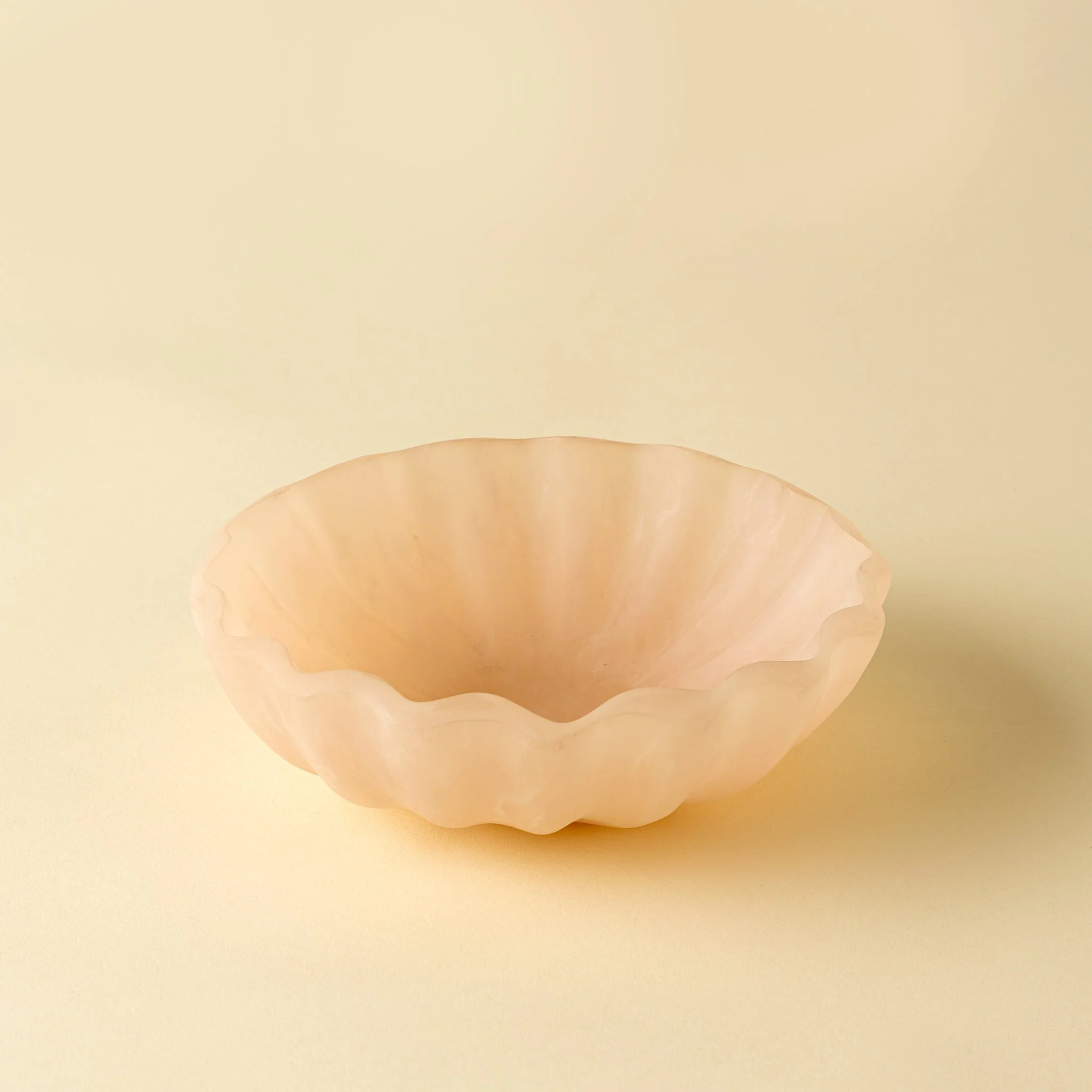 Scallop Resin Bowl S