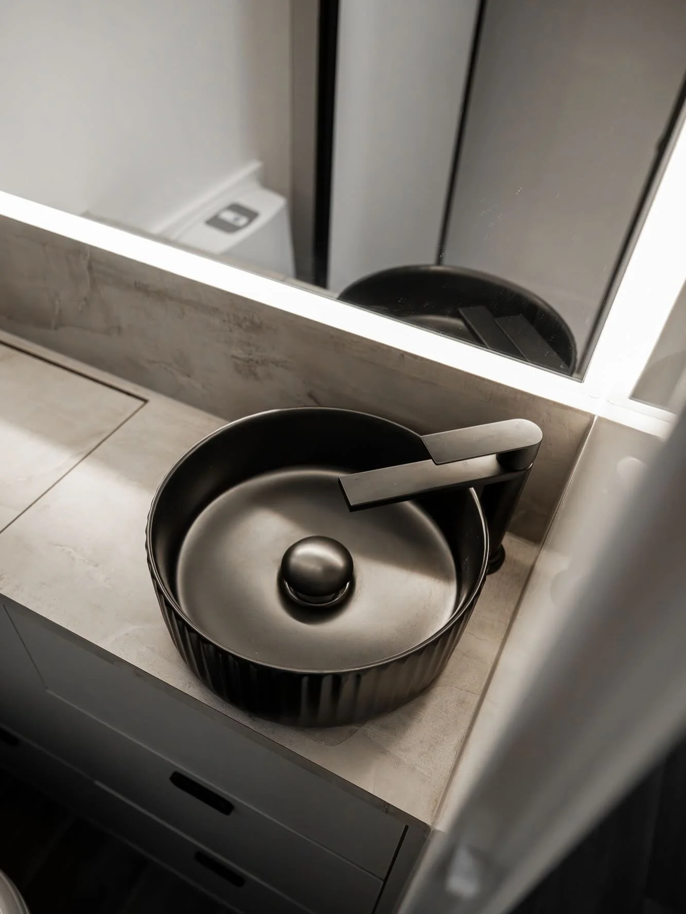 It&rsquo;s all in the finish ✨

That final touch, that last polish, that careful check, it&rsquo;s what sets Evolve RV apart. We don&rsquo;t rush the process. We perfect it.

#caravanningaustralia #vanlife #seeaustralia