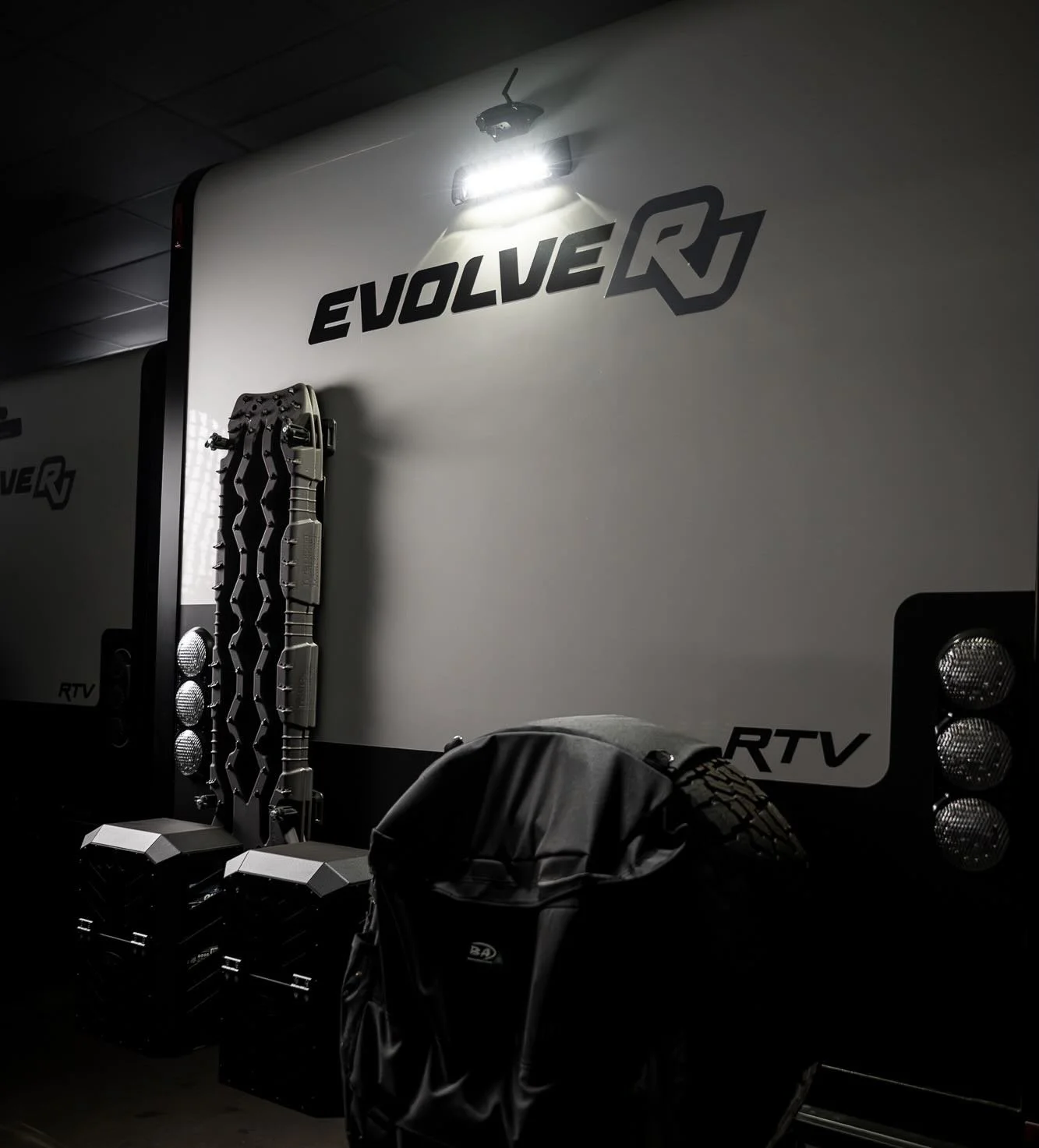 Obsessing over the details 

#evolverv #vanlife #luxurycaravans #caravanningaustralia #vanbuild