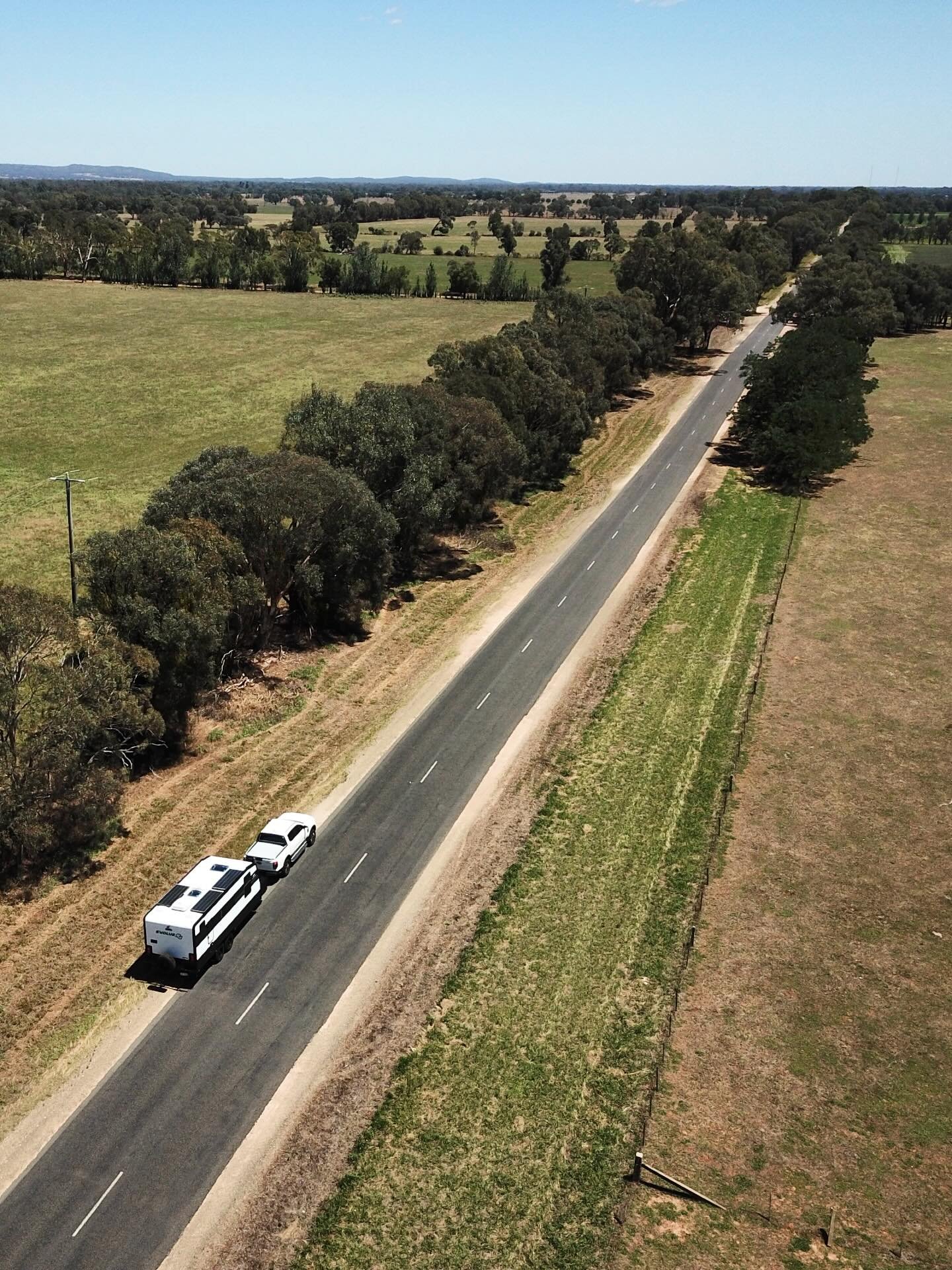 The open road is calling&hellip; 

#seeaustralia #caravanningaustralia #explore #travel #vanlife