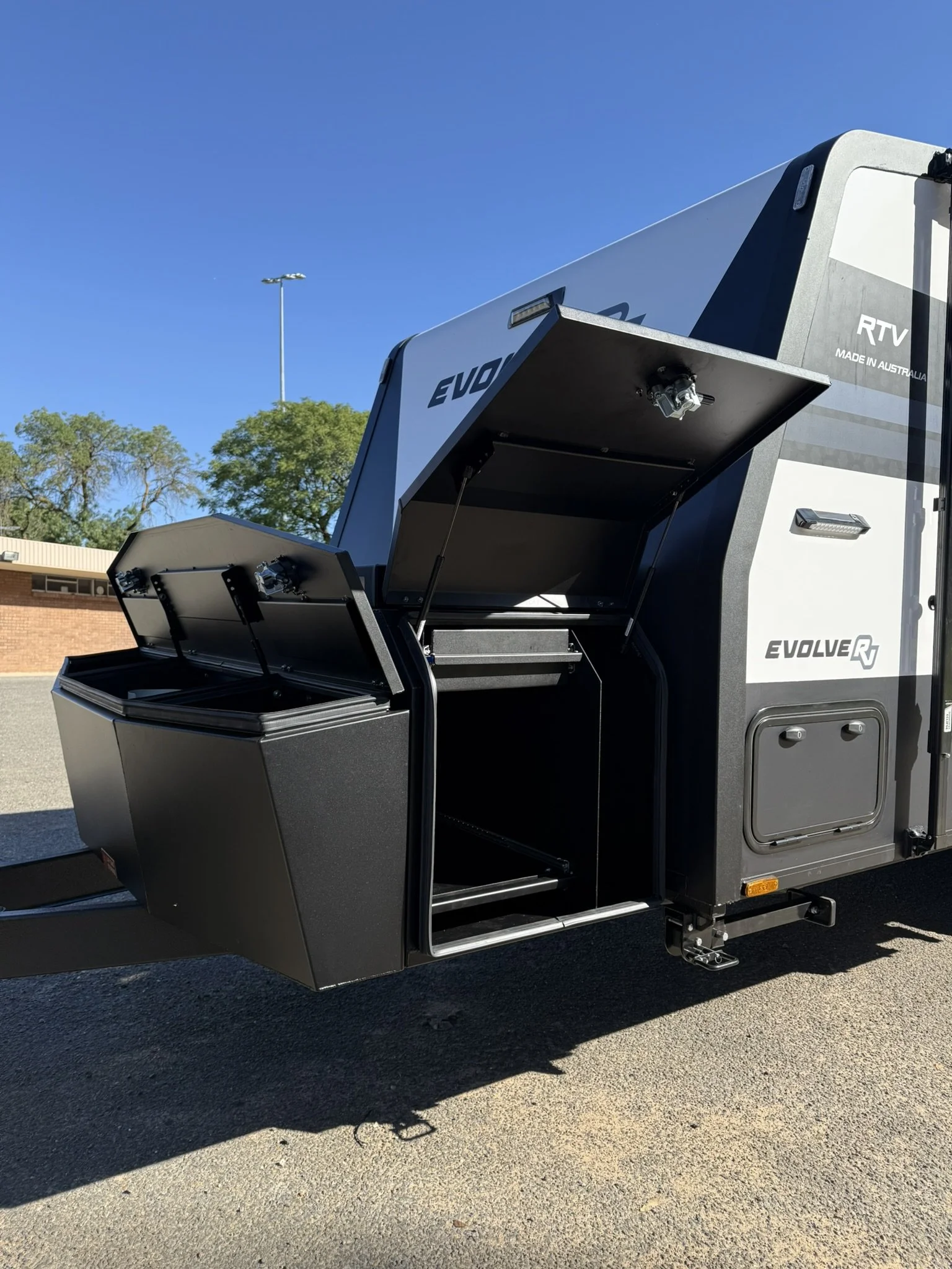 Evolve RV - Elevate Your Journey, Redefine Your Adventure.