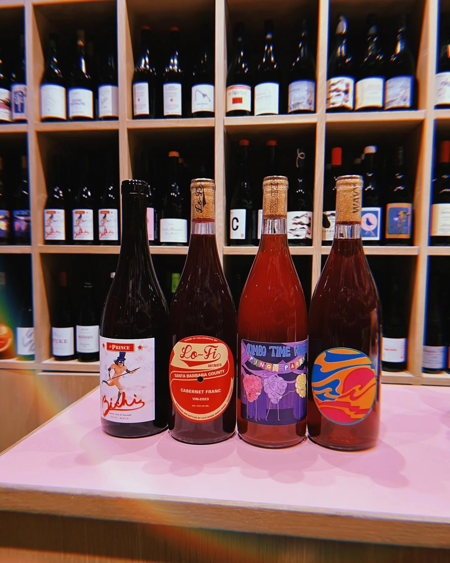 Hi hi! Sorry for the lull folks. I started a new job and life got rambunctious, as it does. Nevertheless, website is up to date and we&rsquo;ll be bringing my LA people some groovy events in the months to come. Cheers to a season two of @meetcutewine