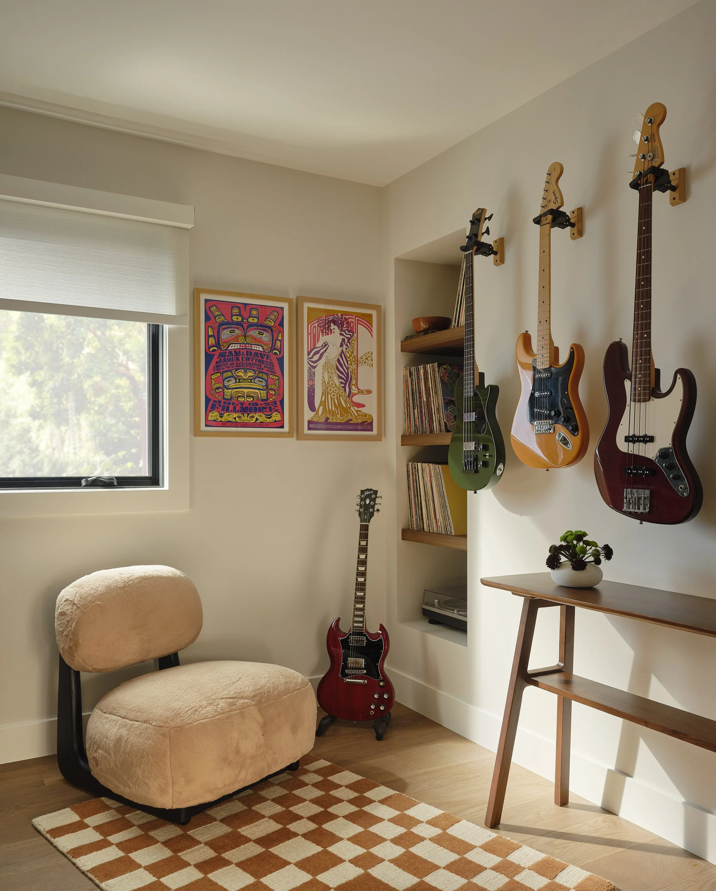 952CastleHill_Den_01.jpg
