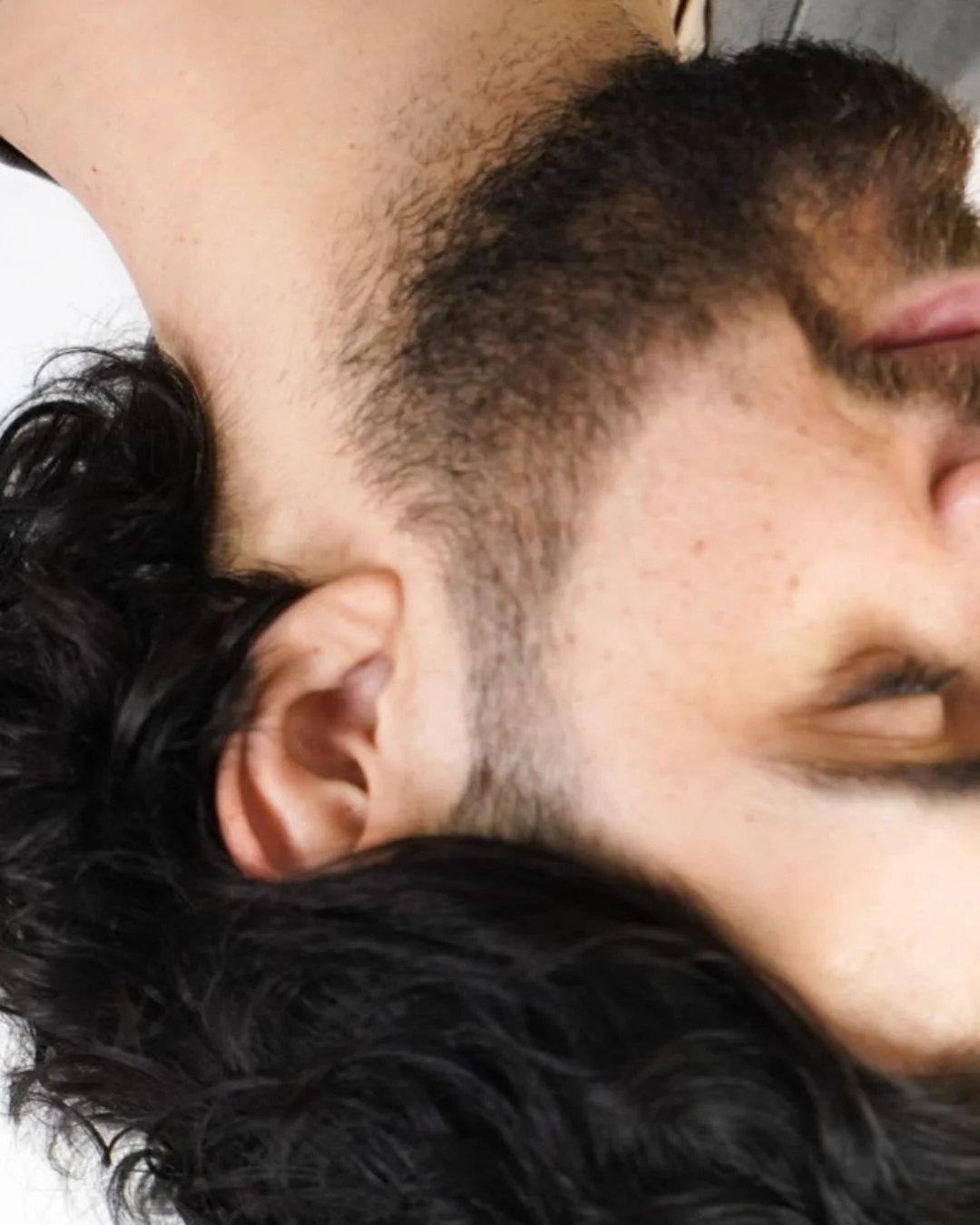 Come and spin in @renn.thebarber ' Chair. 

LIB for availability.