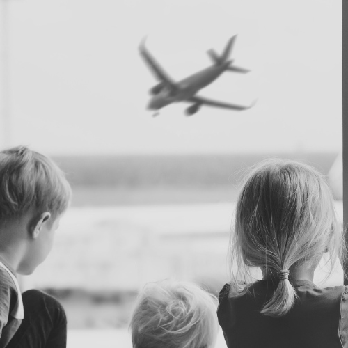 🌍 How to Prepare Your Child to Move Abroad 