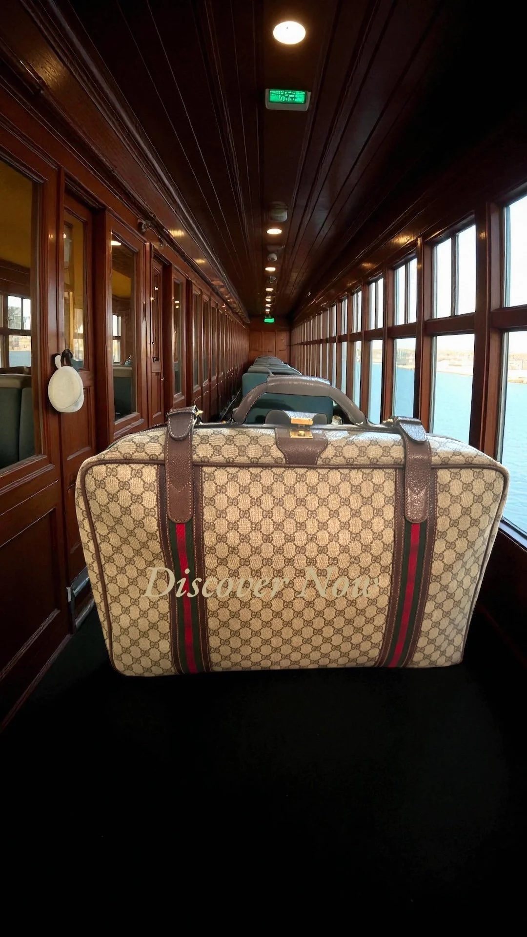 Vintage Gucci GG Supreme Soft Travel Case — “Gucci Valigeria” Collection — Made in Italy, with Original Lock & Key (NYC Flagship, 1979)