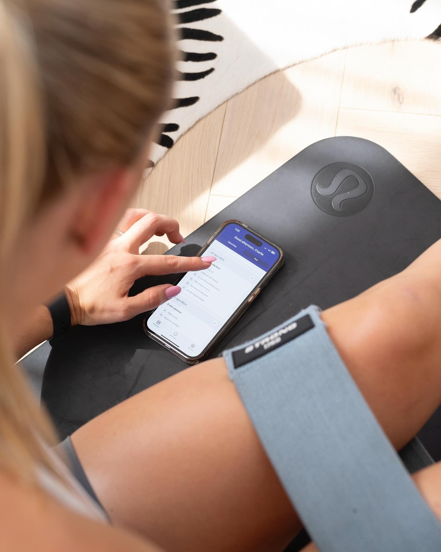 Girls are you Struggling to see results in the gym?

Transform your workouts with online programming, where you get a personal trainer at your fingertips. I&rsquo;ll design a program tailored to your exact  needs, helping you get stronger and train s
