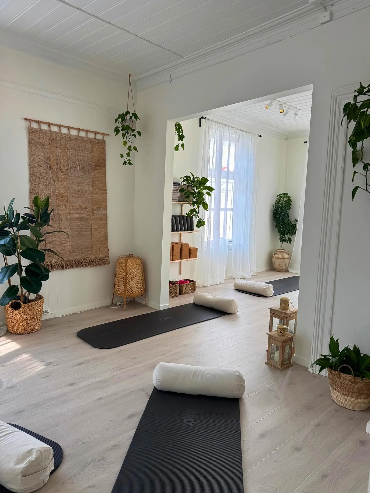 Tusen takk for mange fine uker i studio etter sommerferien 💛 

Flere av kursene v&aring;re er allerede godt i gang, og n&aring; er ogs&aring; datoene for neste runde lagt ut p&aring; hjemmesiden. Ettersom at noen av kursene allerede er fullbooket, s