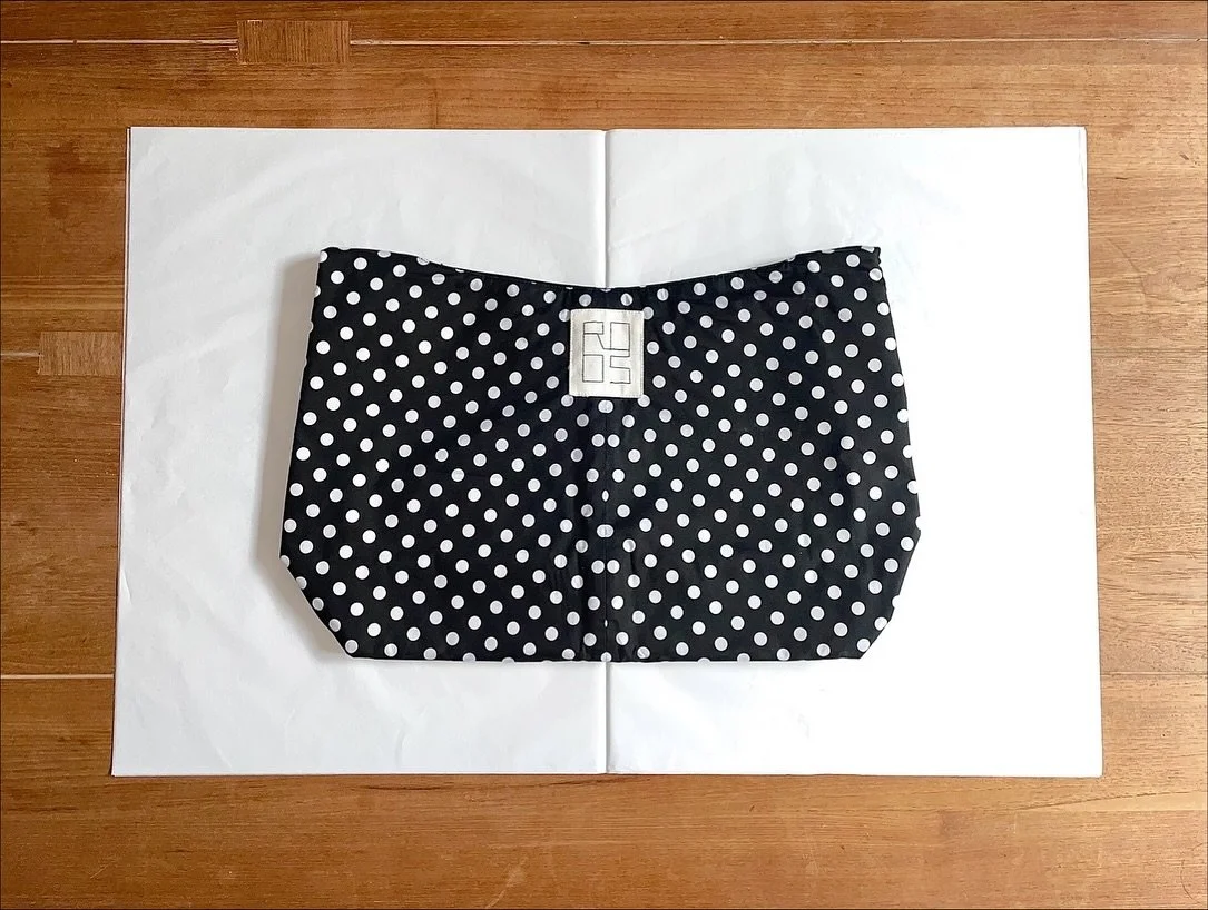 New collection of Crossbody Classic Bags is here for you!! Shop them in @thecreativelab.ams Holidag Gift Shop until Dec 28 and in my shop from Nov 25 at 18:00! 🤍