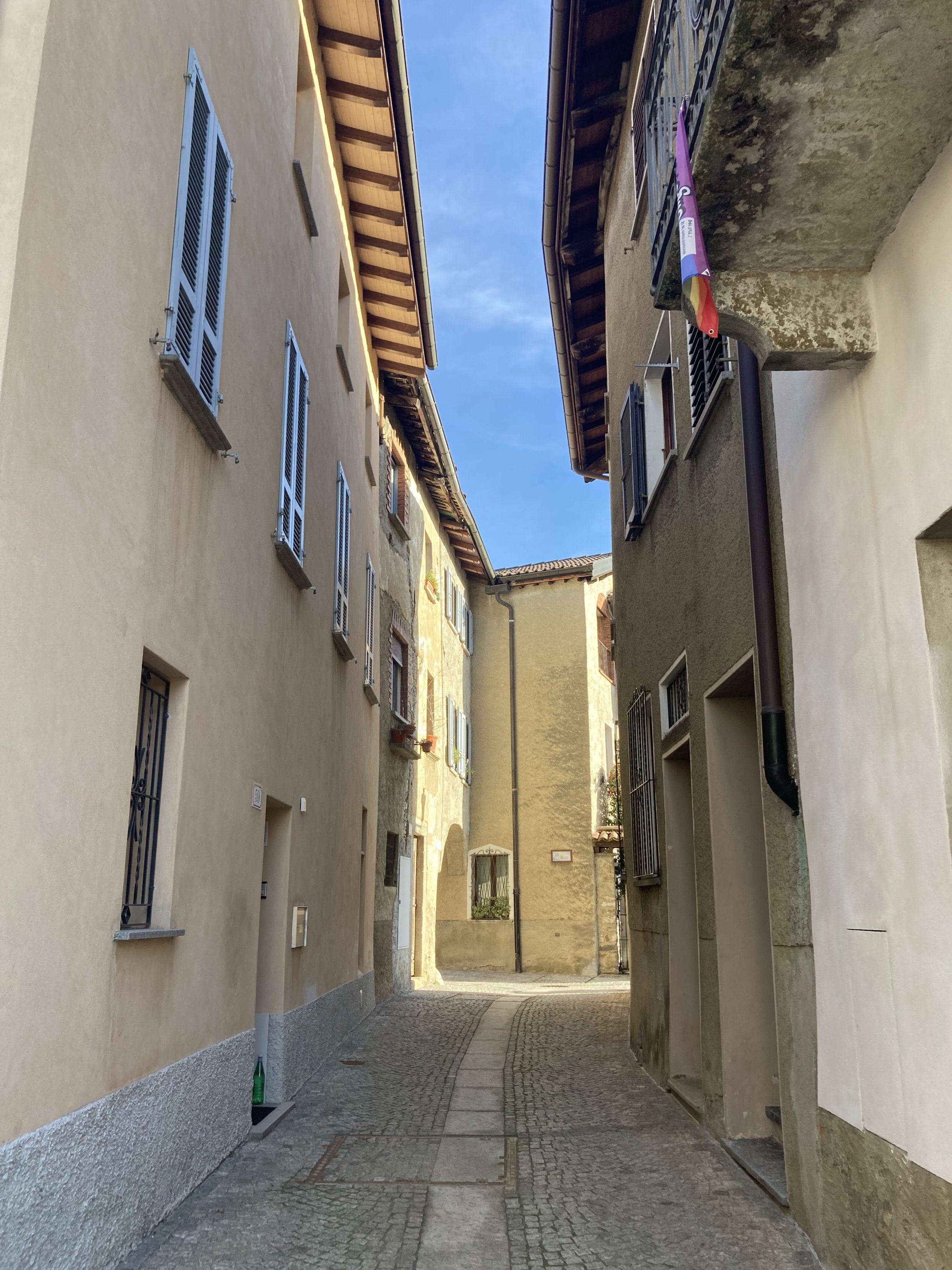 Various images of the old part of Comano