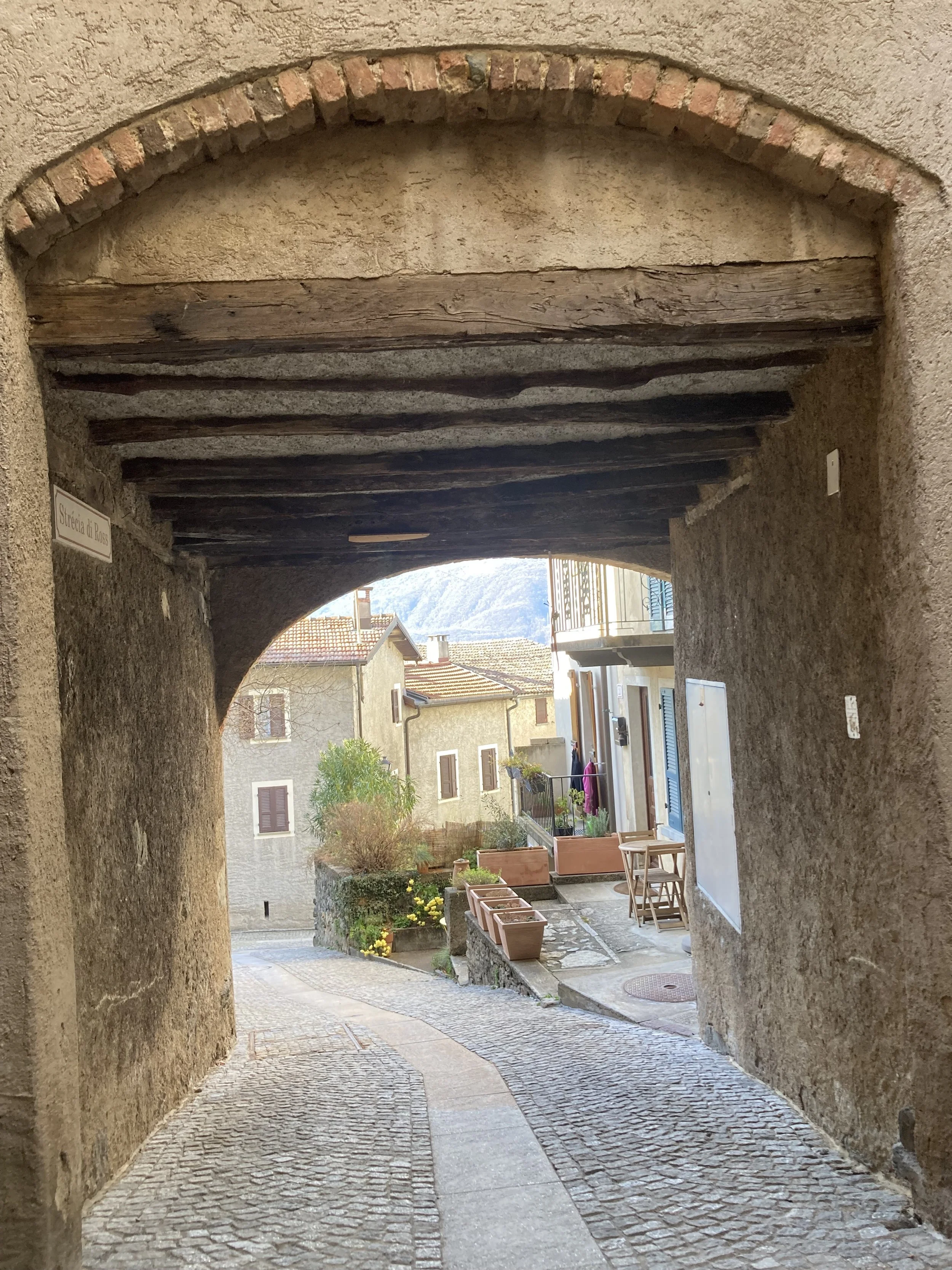 Various images of the old part of Comano