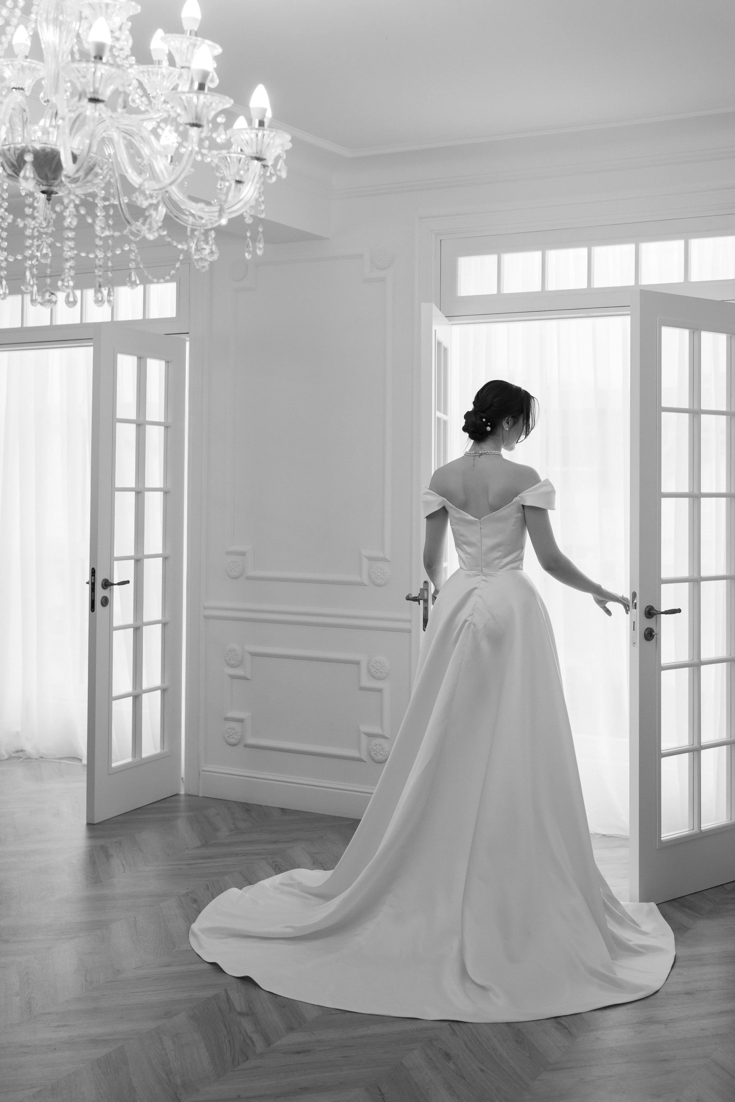 Luxury wedding photo book for Cyprus couples