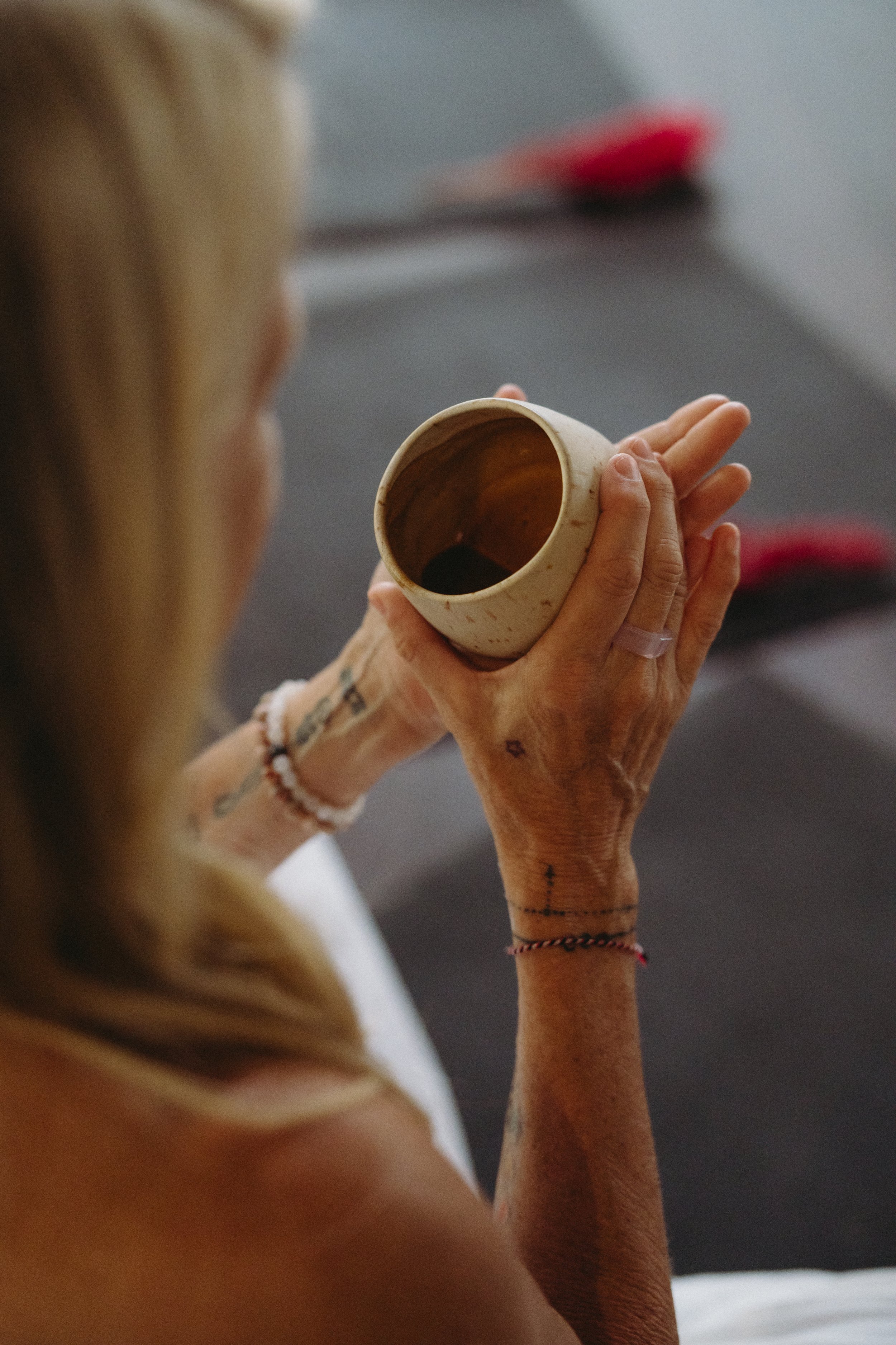 retreat photographer in Bali capturing wellness retreat moments