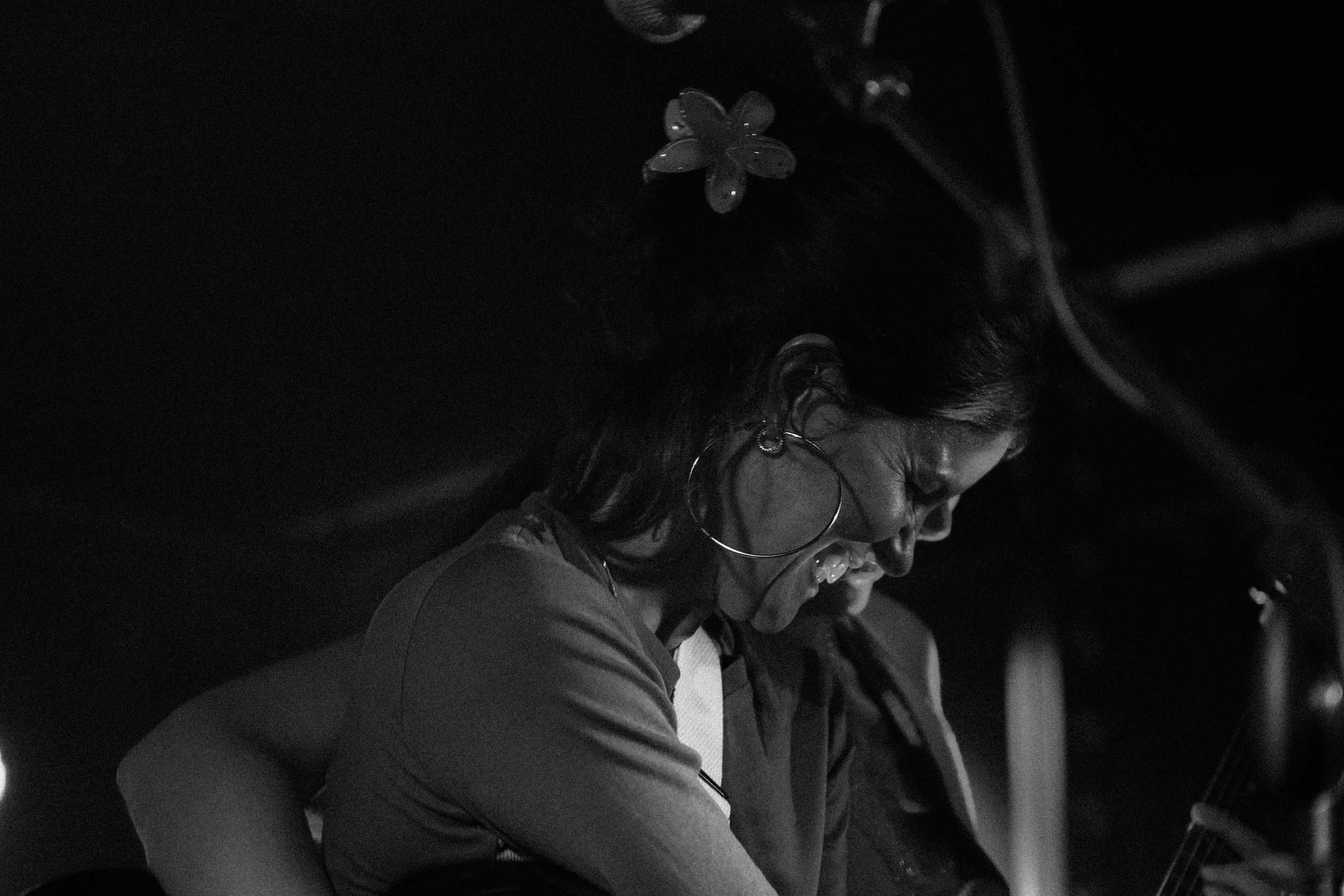 HINDS BW FLOWER.jpg