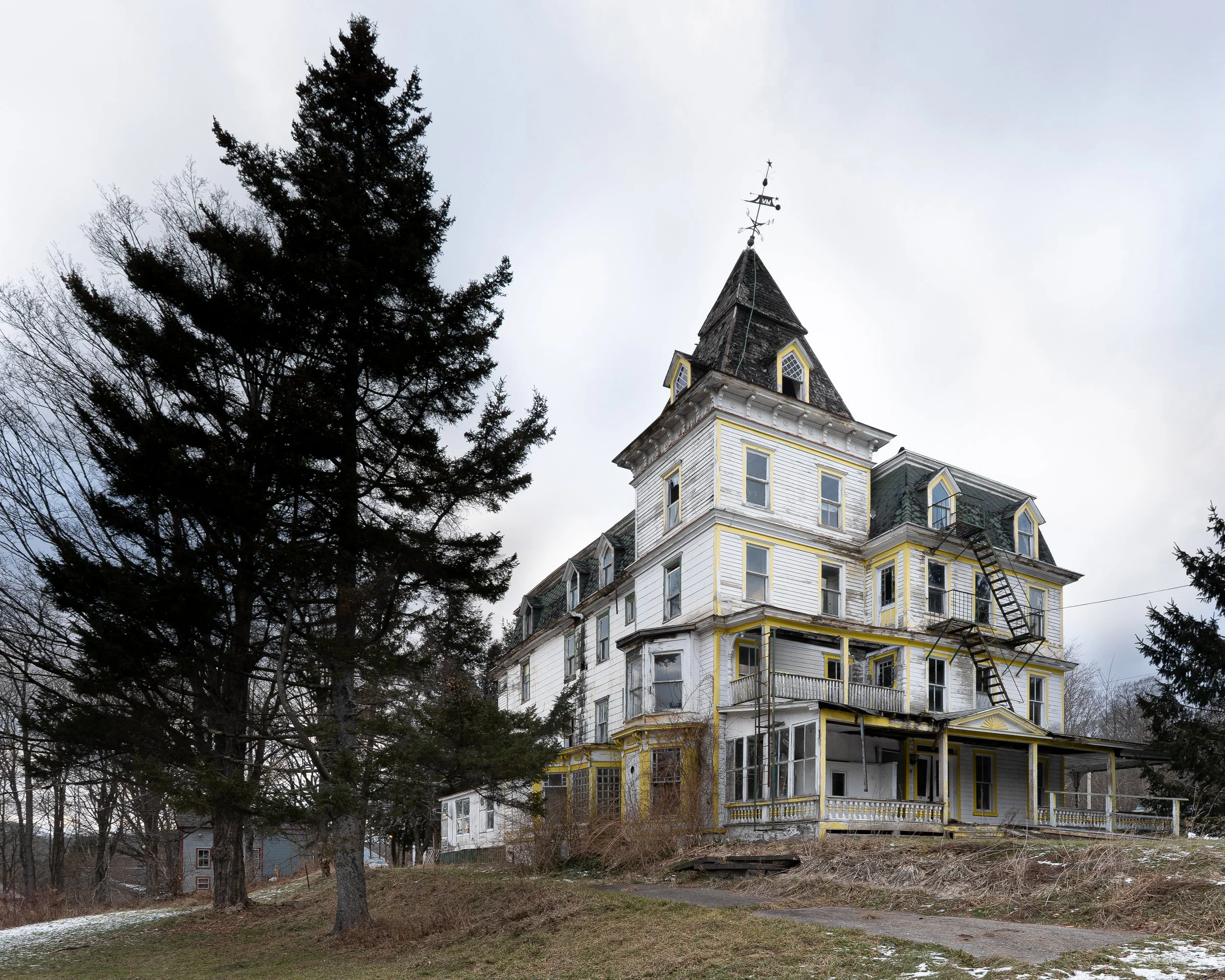Abandoned Mansion, Stamford