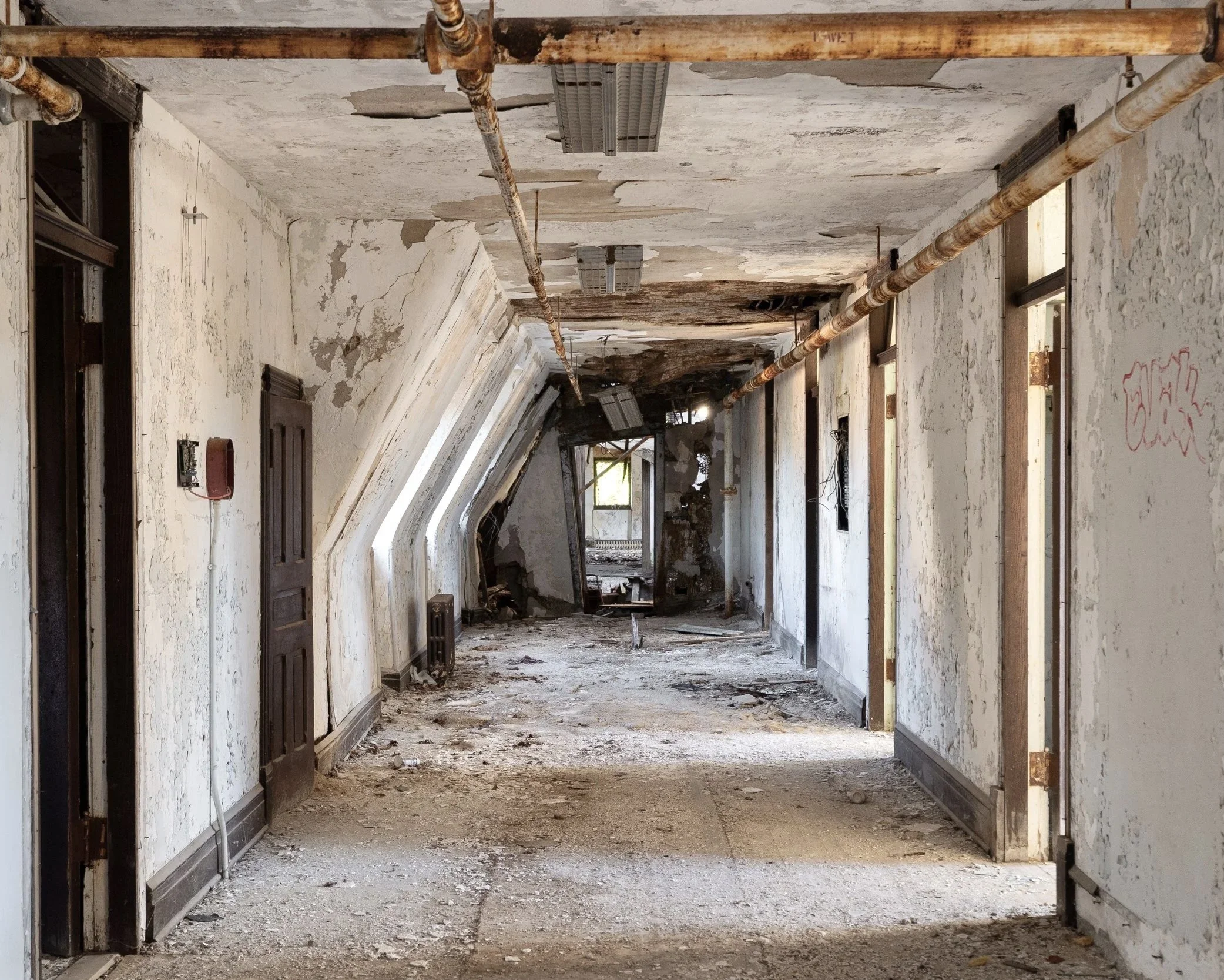 Top Floor Dorms, Male Wing 