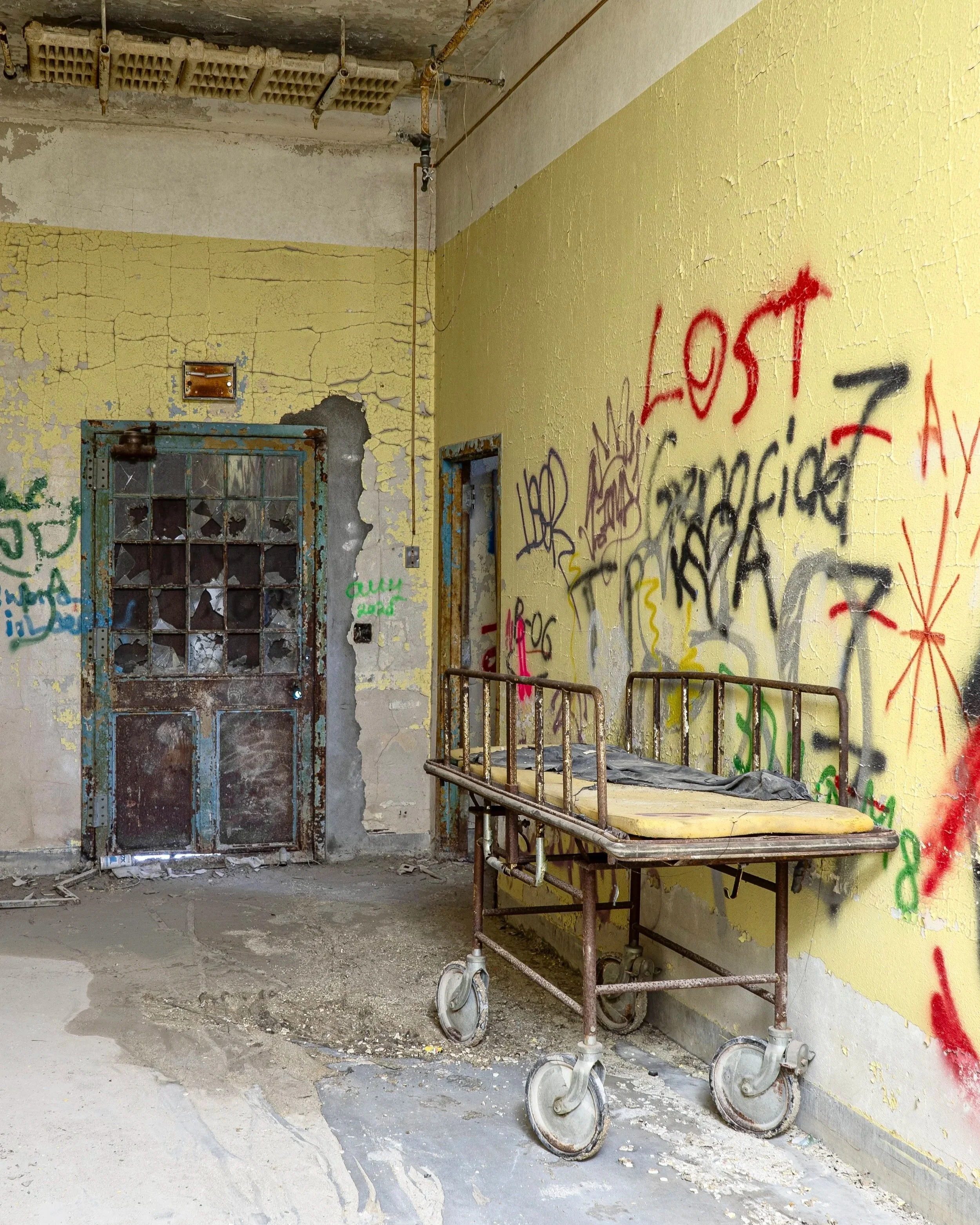 Basment Gurney, Geriatric Infirmary (building 93)