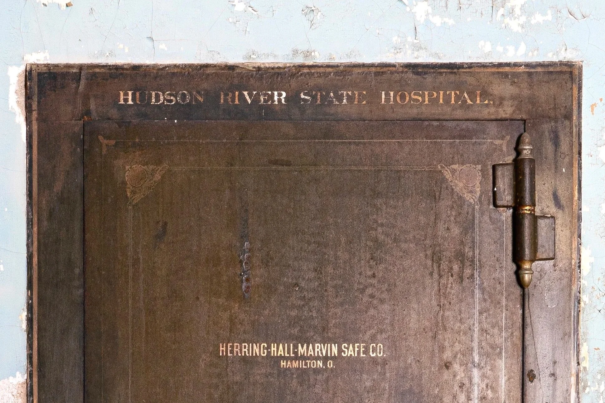 Safe, Administration Building (bldg 51, main)