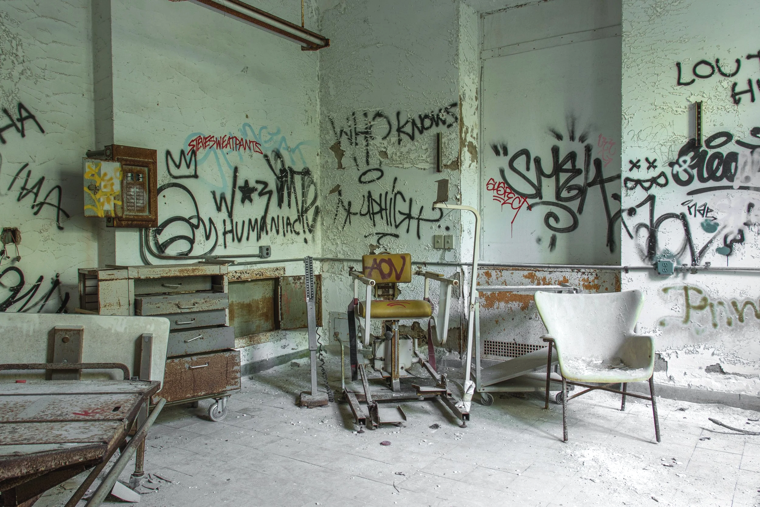 Forgotten Furniture & Equipment, Children's Building