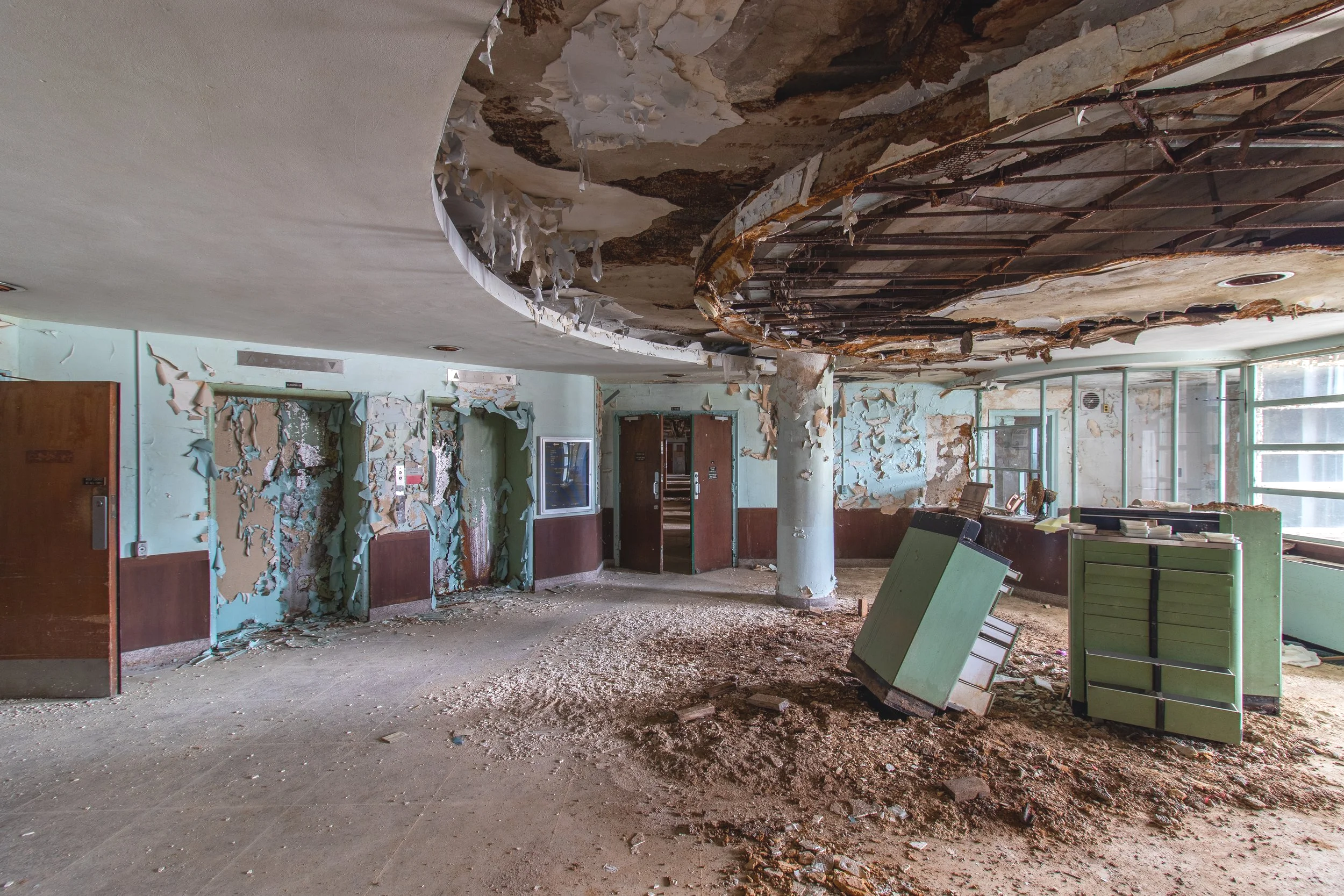 Main Lobby, Building 52 (Medical Surgical)