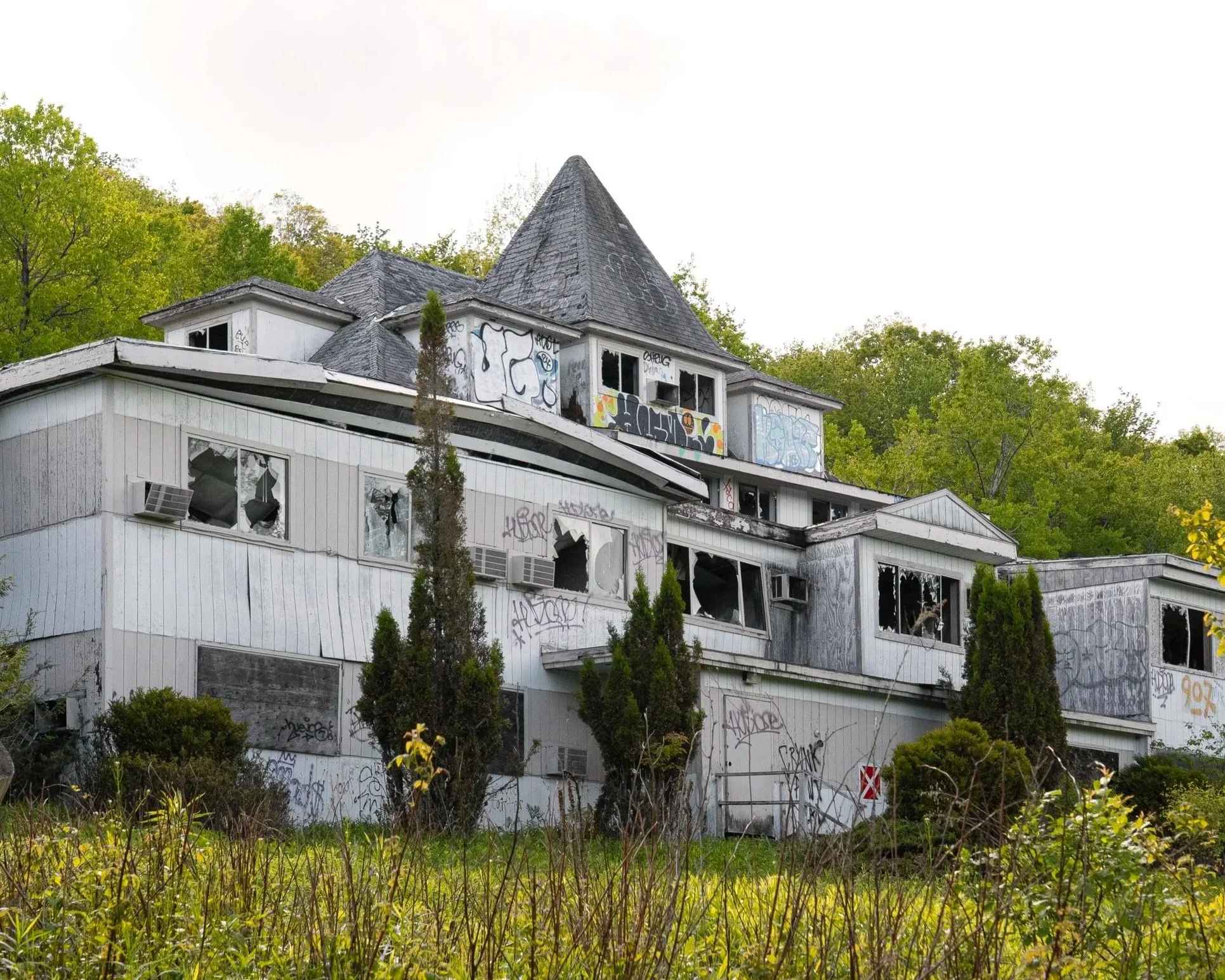 Looming, Paramount Hotel, Parksville NY