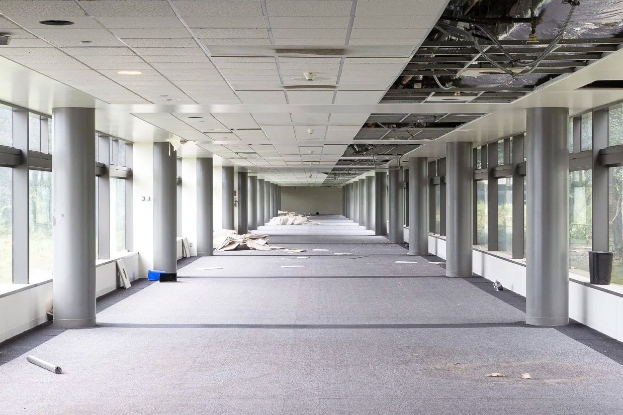 Breezeway to Office Pods