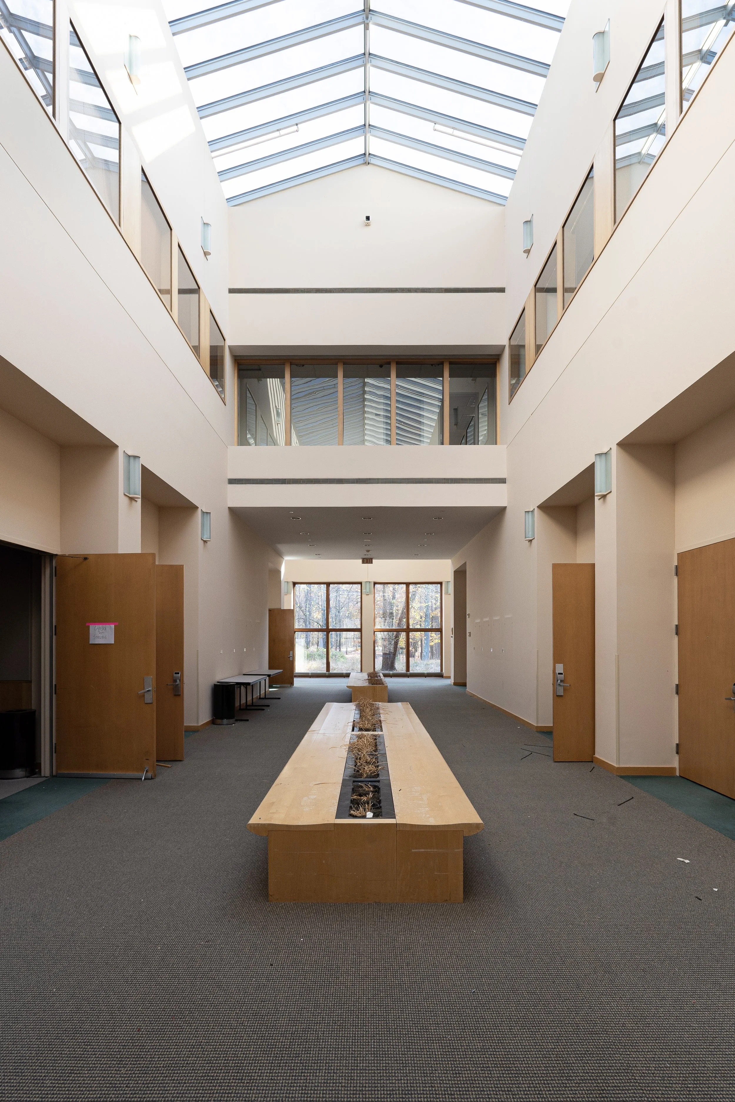 Central Hallway, Conference Area 