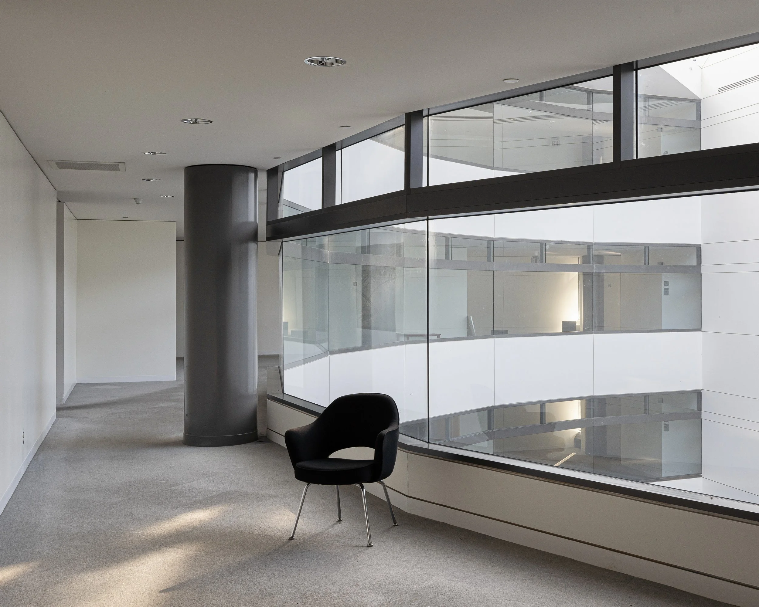 Rounded Office Corridor, Office Pod