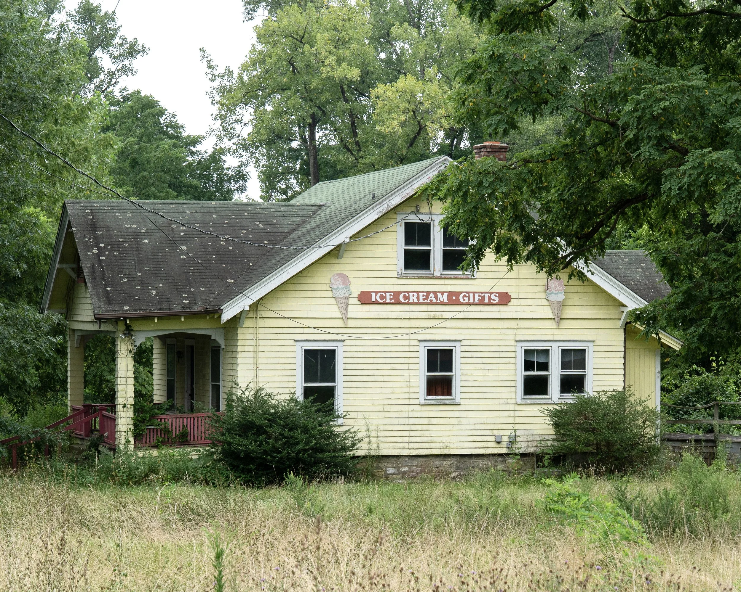 Old Ice Cream Shop, NY