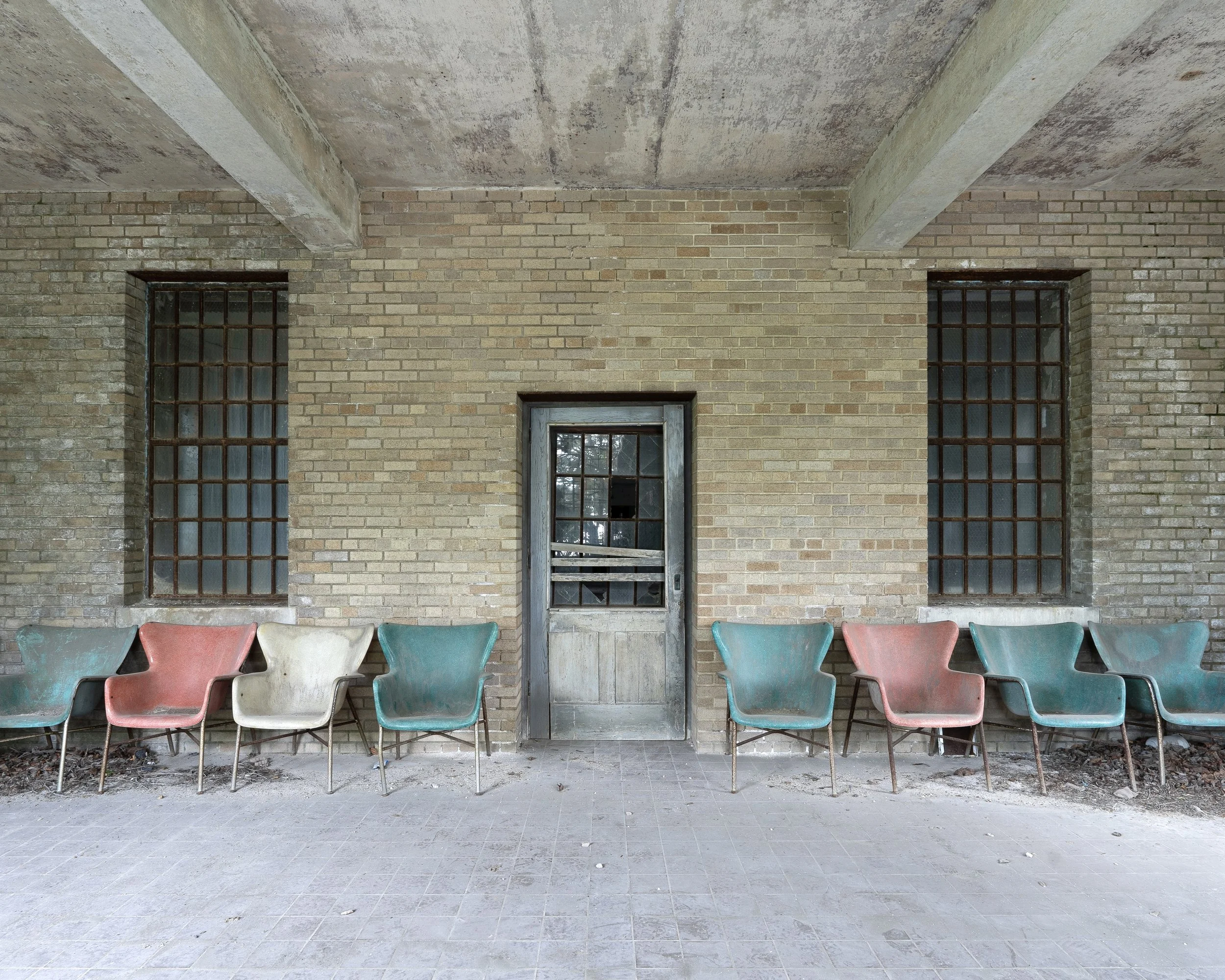 Peabody Chair Porch, Building 25 