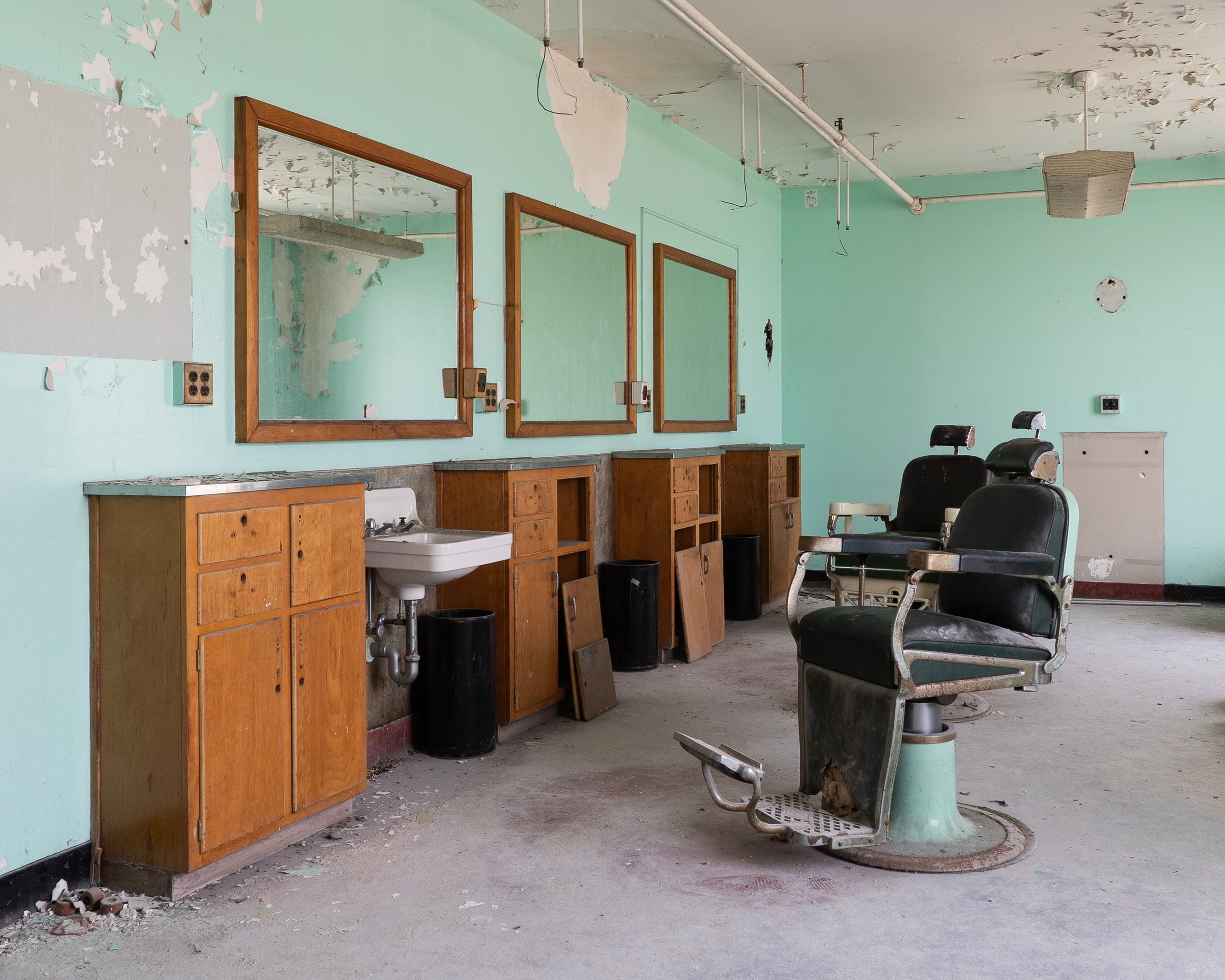 Barbershop, Male Wing (Ward B/ Building 9)