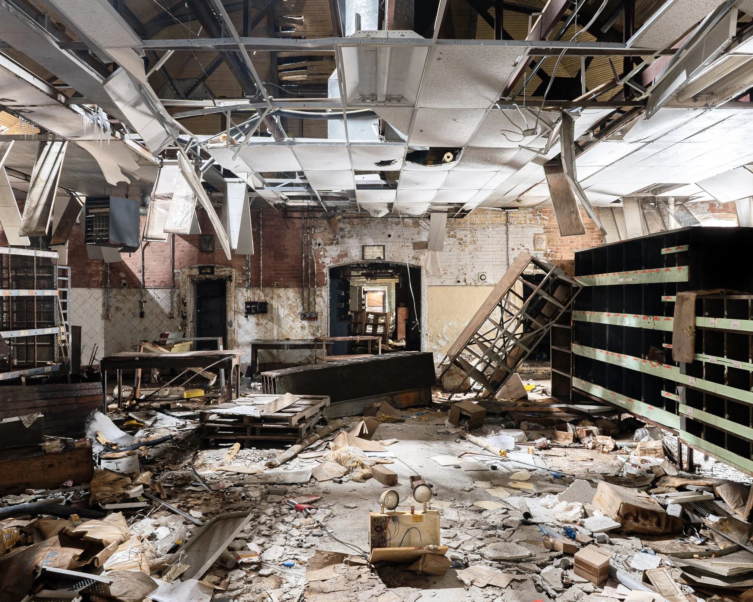 Dingy Basement, Central Extension (building 51, main)