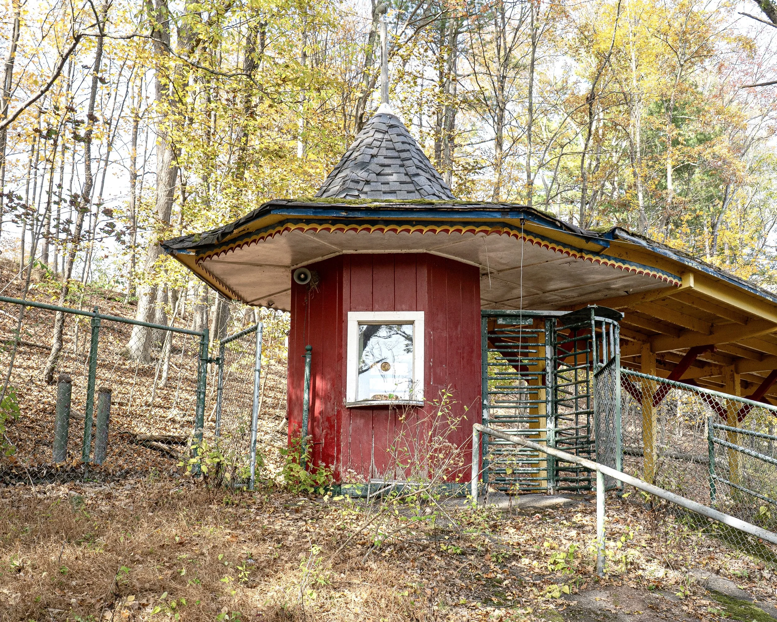 Game Farm Train Station 