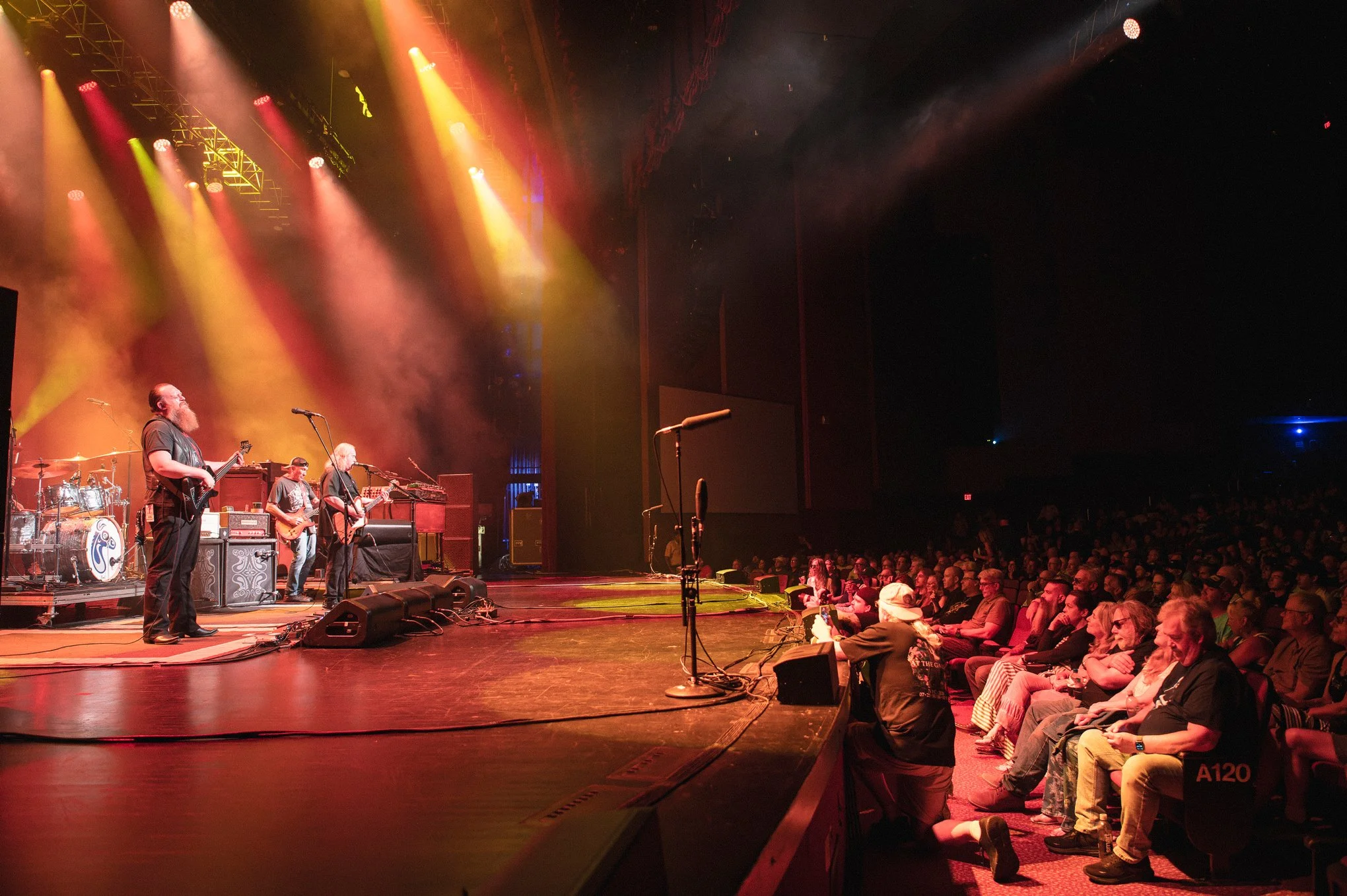 Govt-Mule---08.07.26---044-copy.jpg