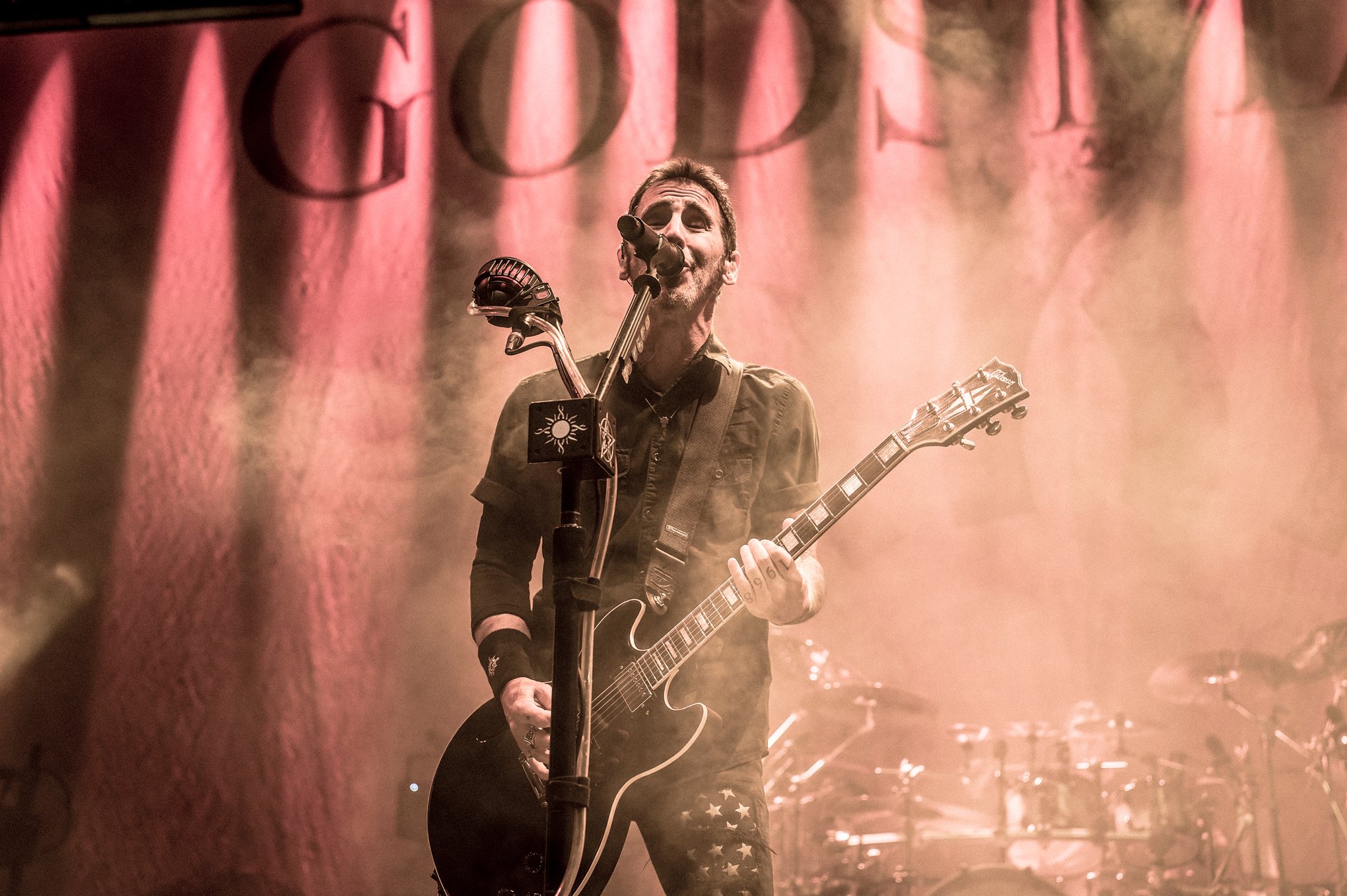 Godsmack--MMRBQ-Camden-05.09.26-016-copy.jpg