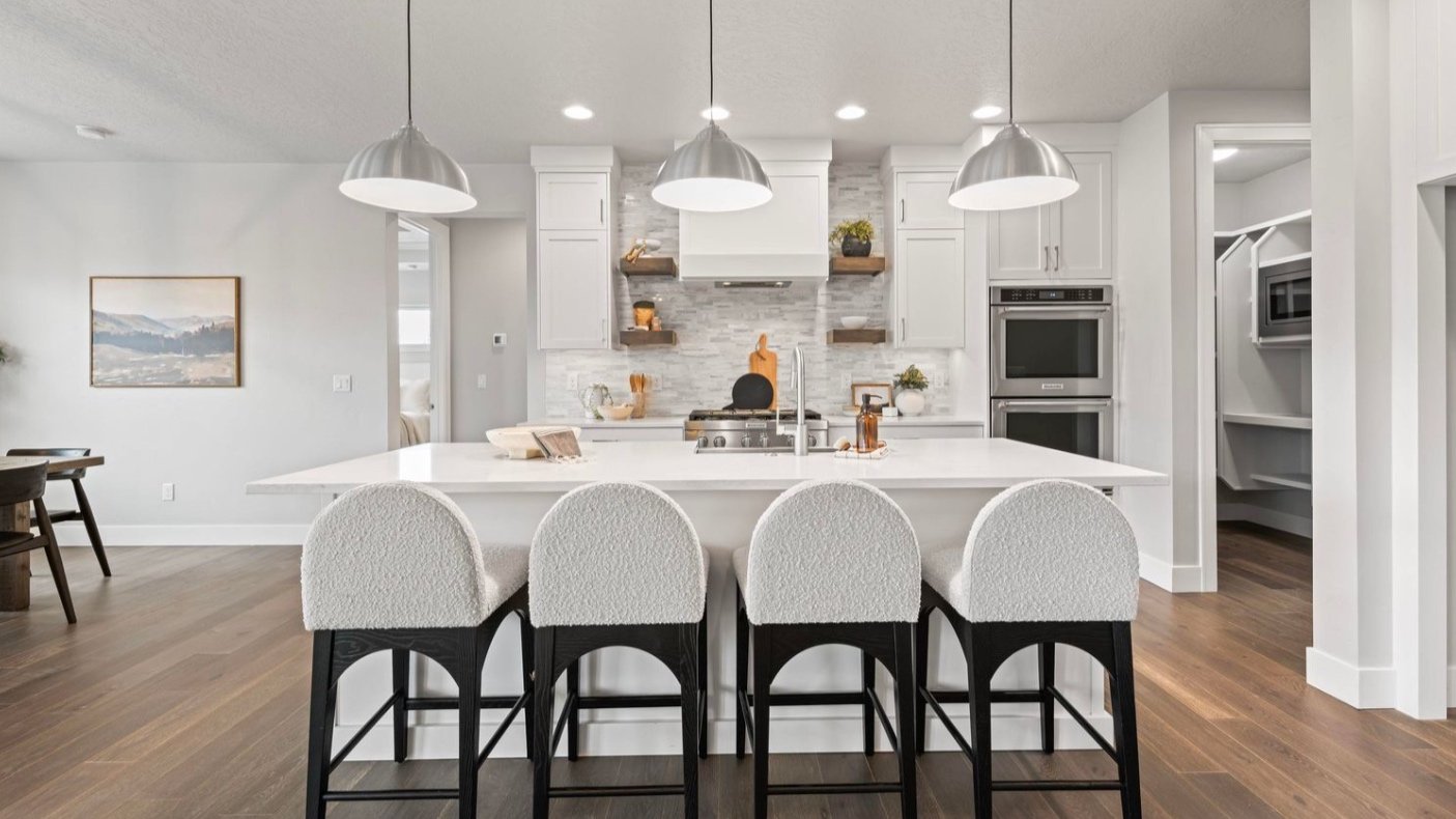 What Does It Mean to Delist a Home?