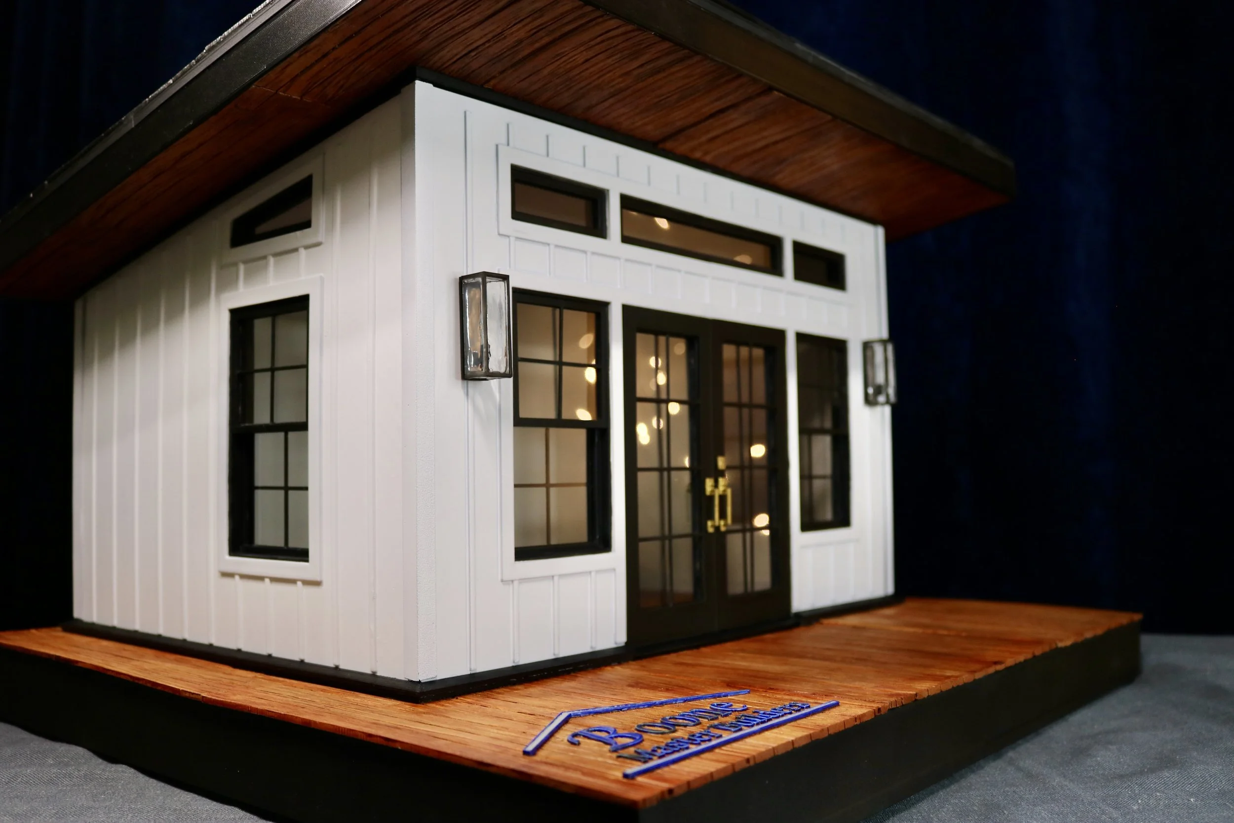 Outbuilding - M190 Model Replica (1:12 Scale)