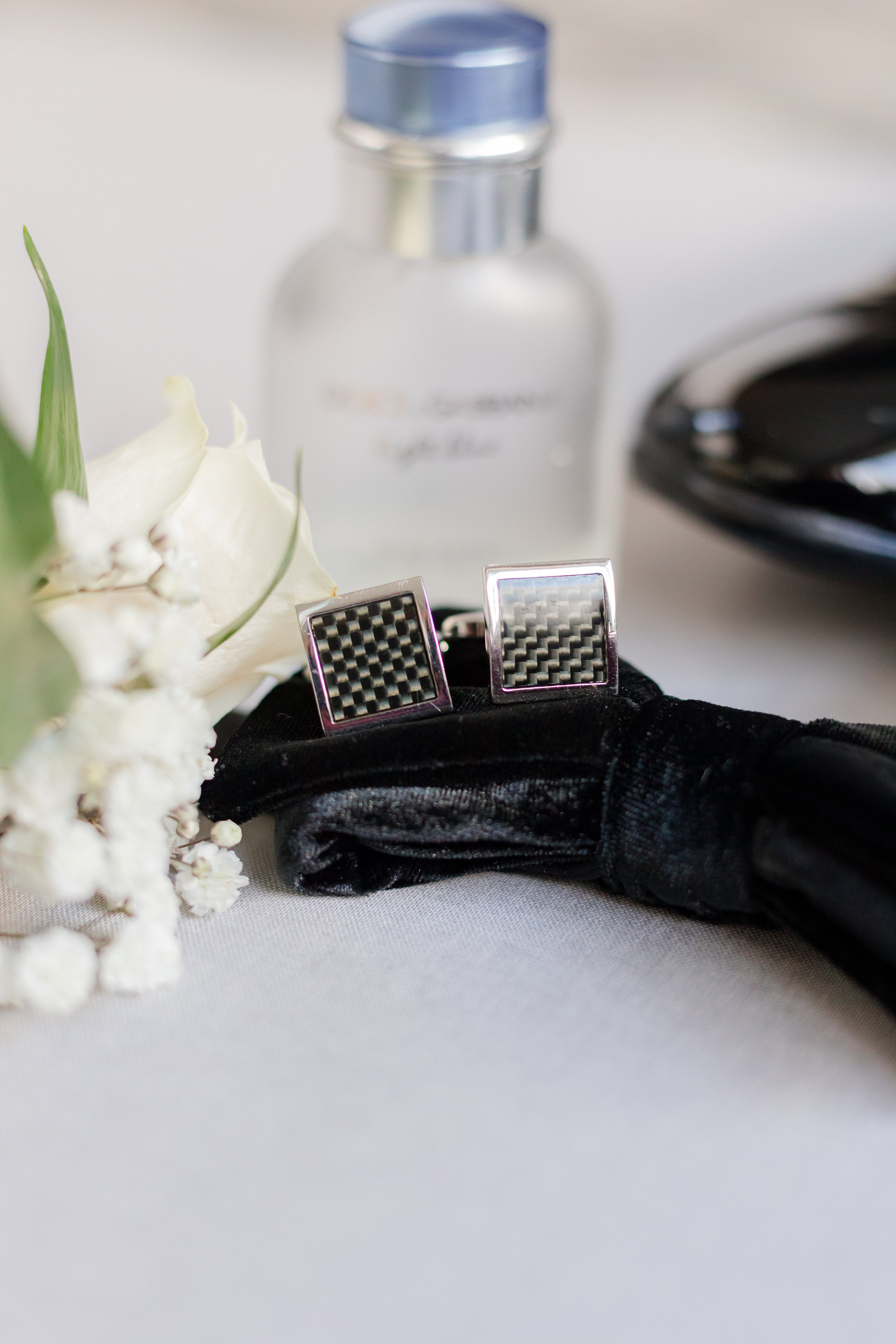 03 Groom Prep-0004.jpg