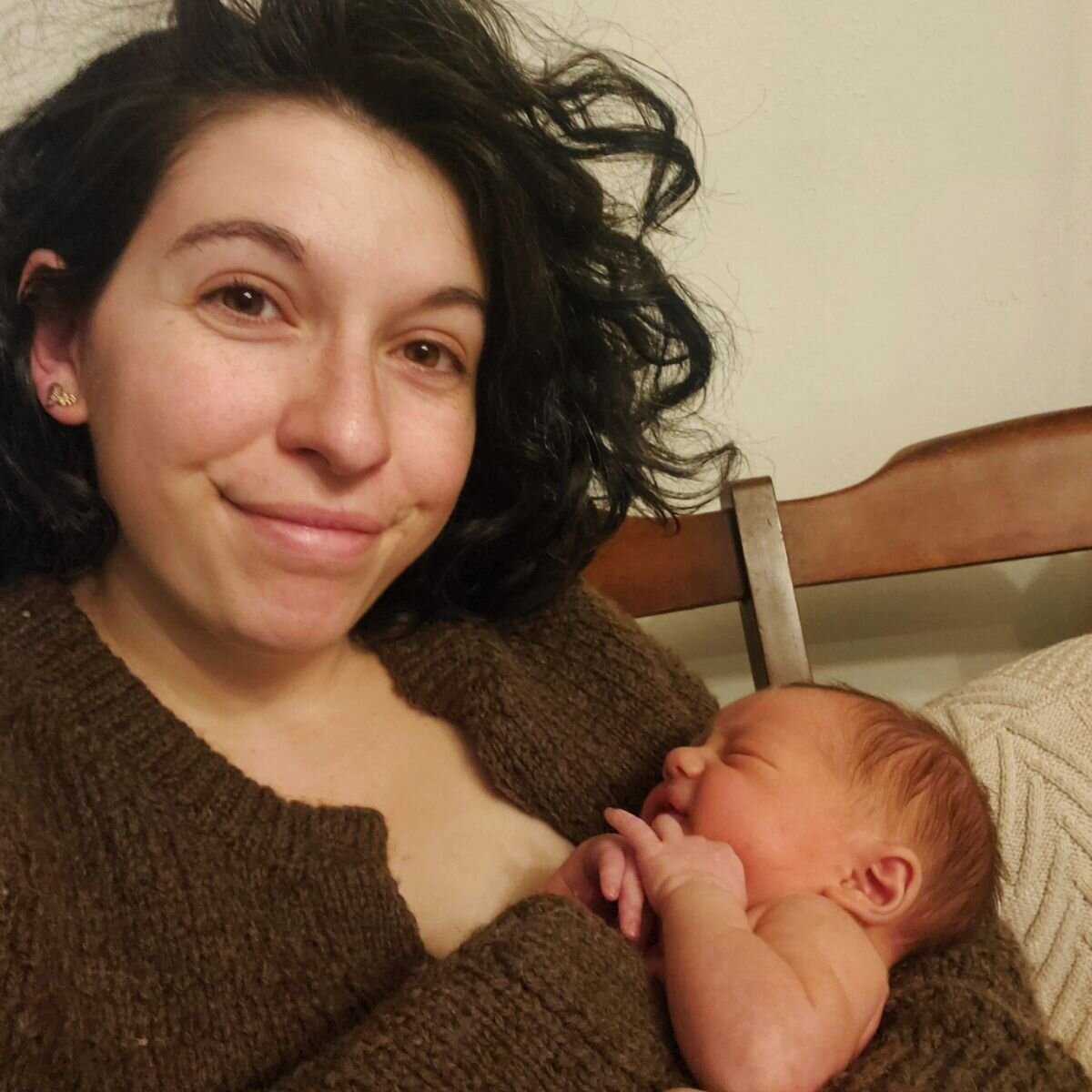 Postpartum bliss, cuddle puddles, and the cutest little peanut.

Supporting this family has been a joy, and I've been lucky enough to do it twice now! There is nothing like giving birth in the comfort of your own home, with the comfort of your own pe