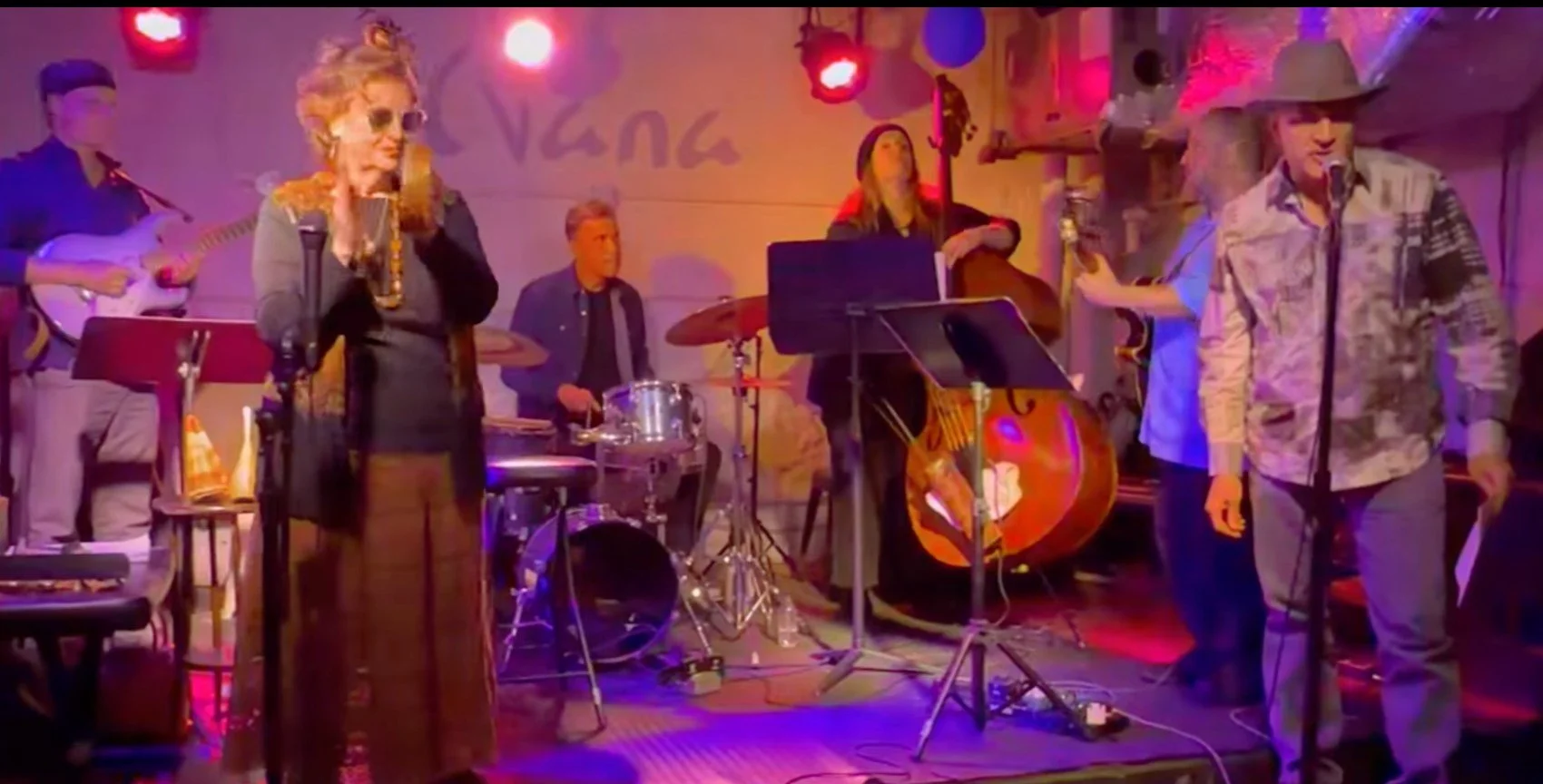  (L to R) Bruce Arnold (guitar), Judi Silvano (jazz singer), David Cossin (drums), Melissa Slocum (bass), Gene Pritsker (guitar), Robert C. Ford (poet) 