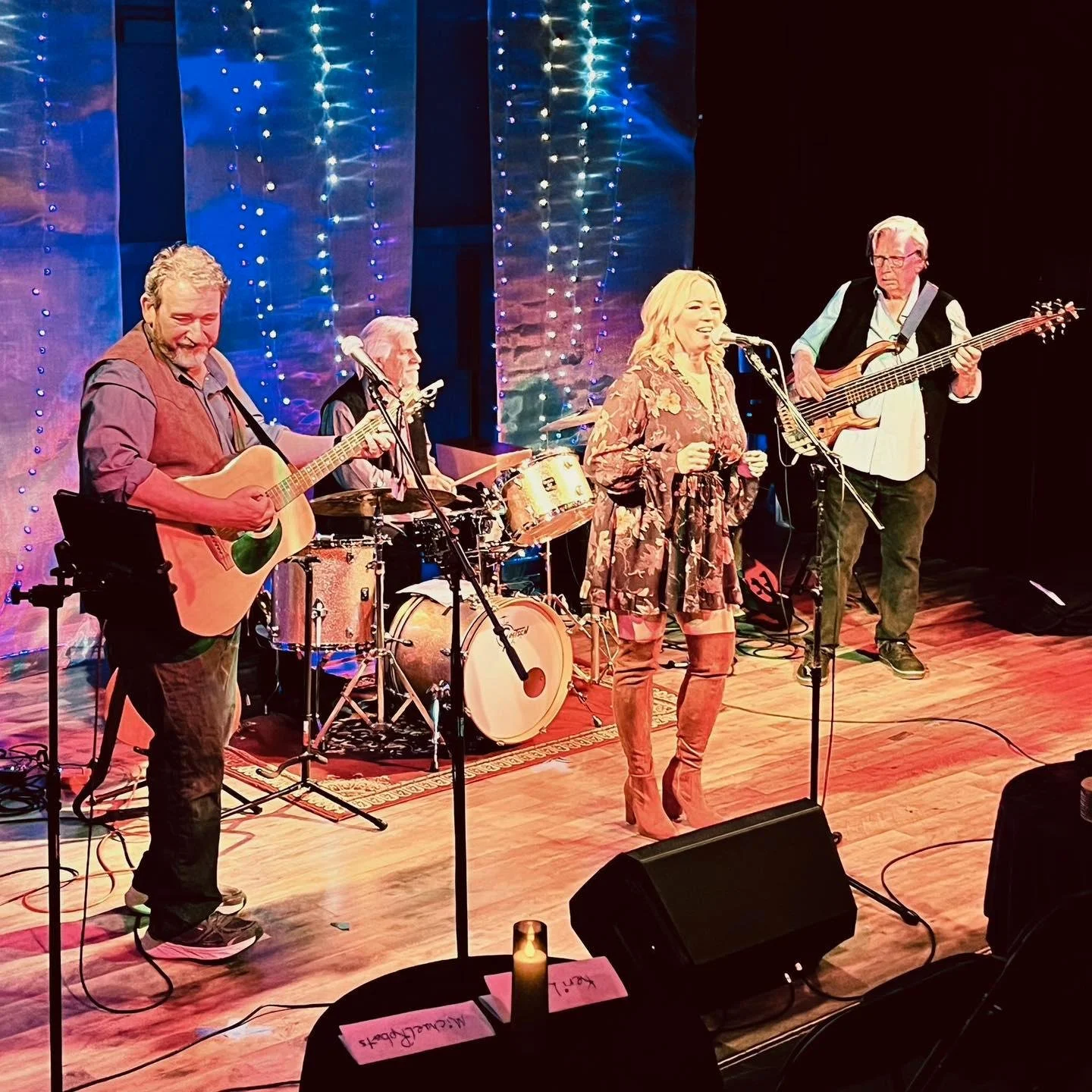 Joni Mitchell Tribute + 60s & & 70s Music