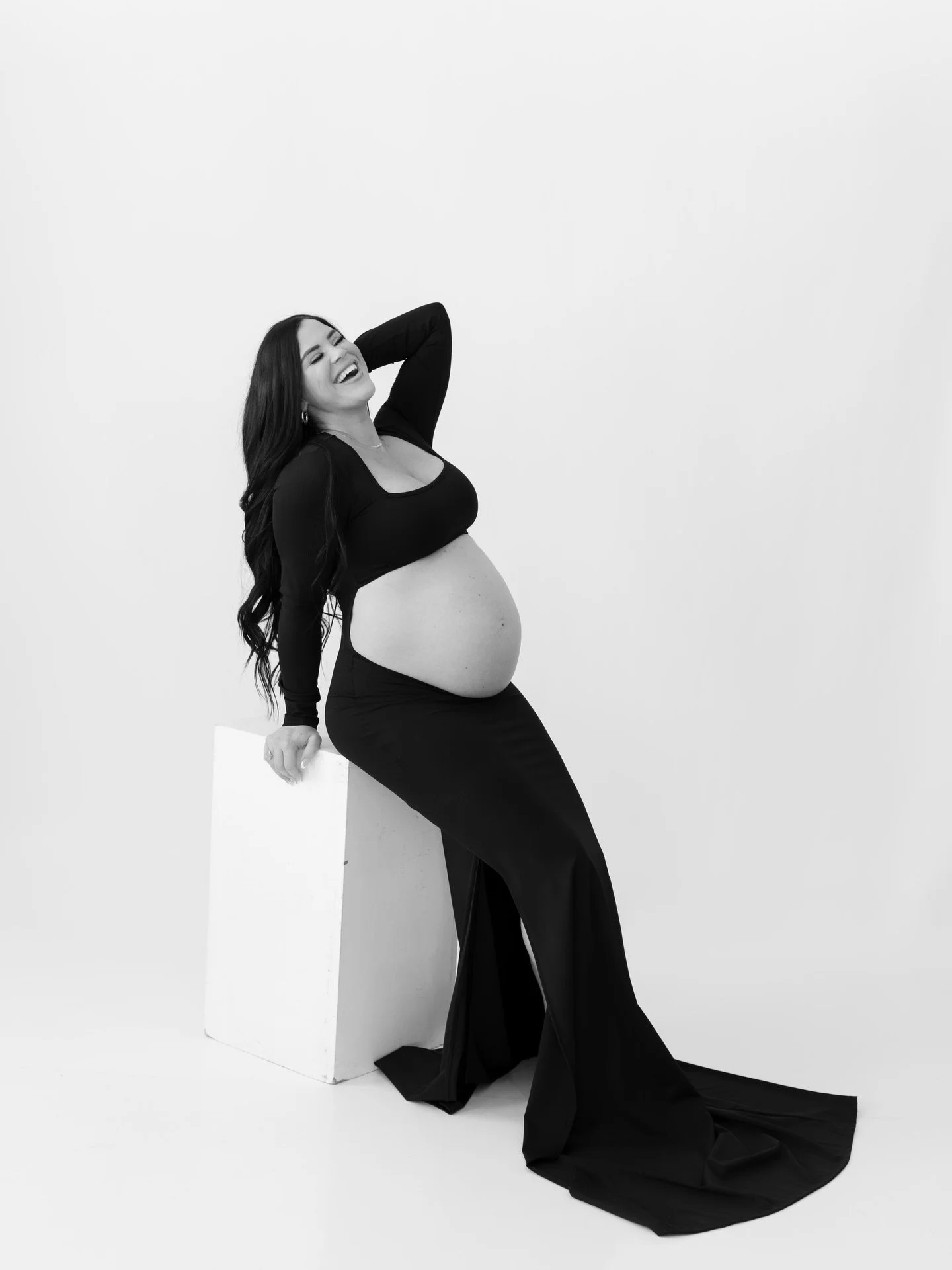 Motherhood 💛

There are still three spots open for my Mother&rsquo;s Day minis happening this Sunday! Link in my bio to book. 📷