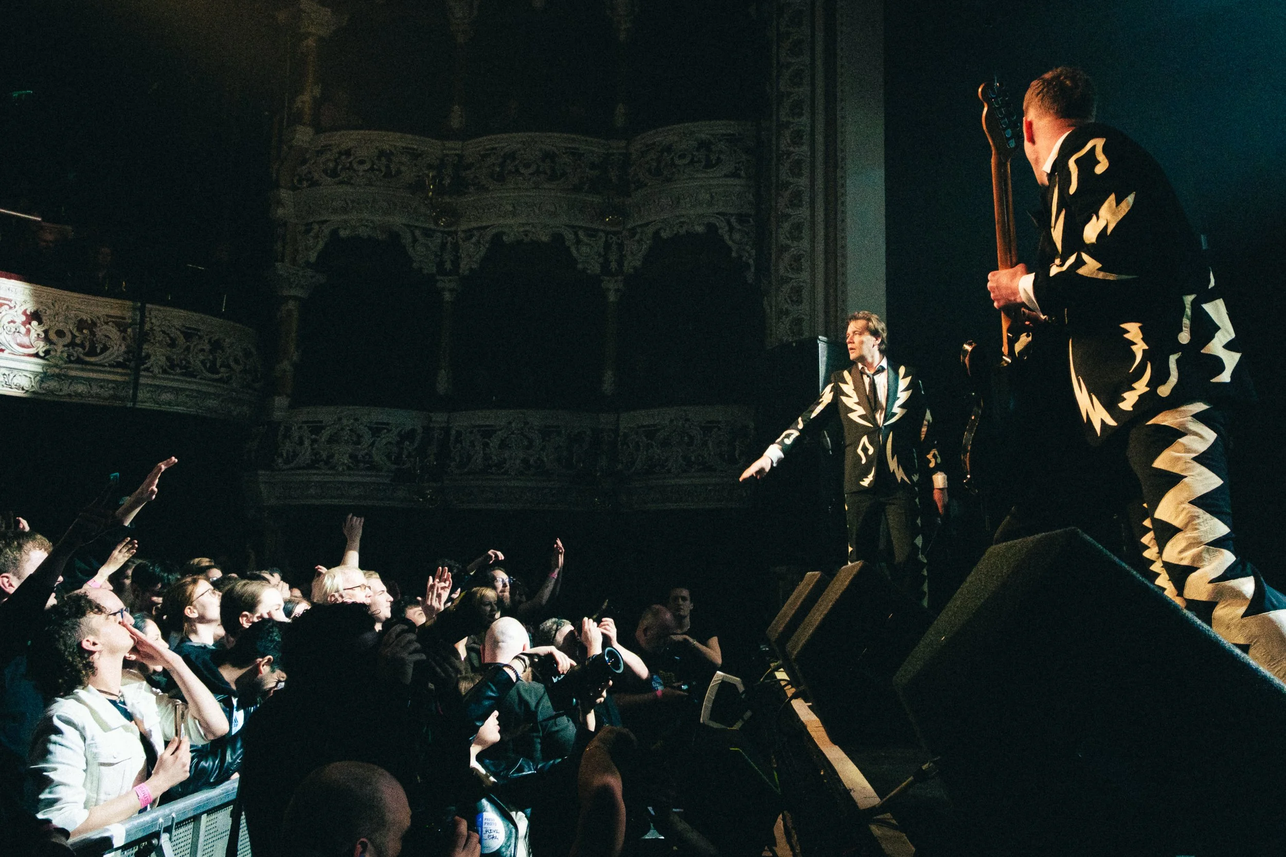 The Hives - ph Federico Ciamberlini-18.jpg