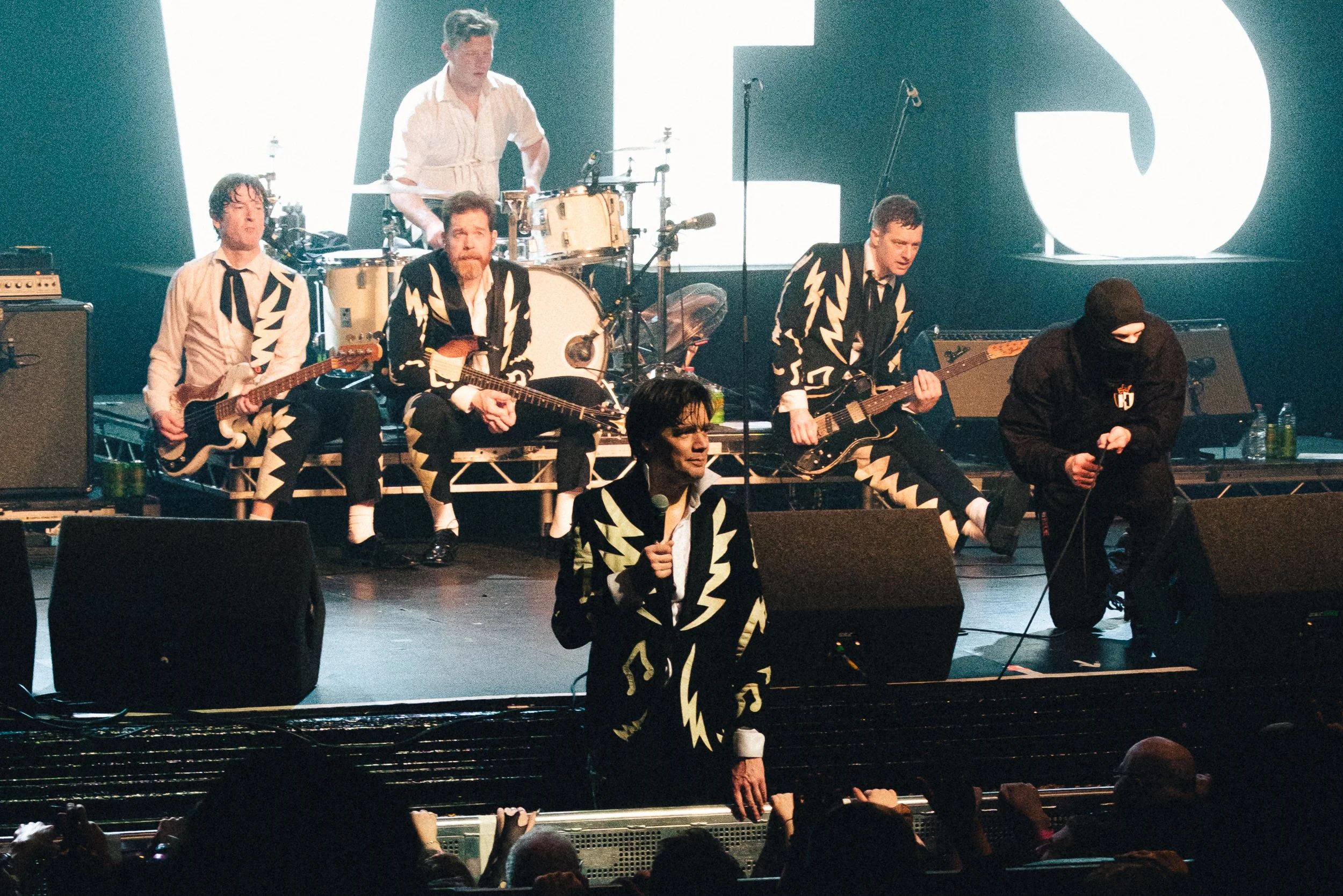The Hives - ph Federico Ciamberlini-51.jpg