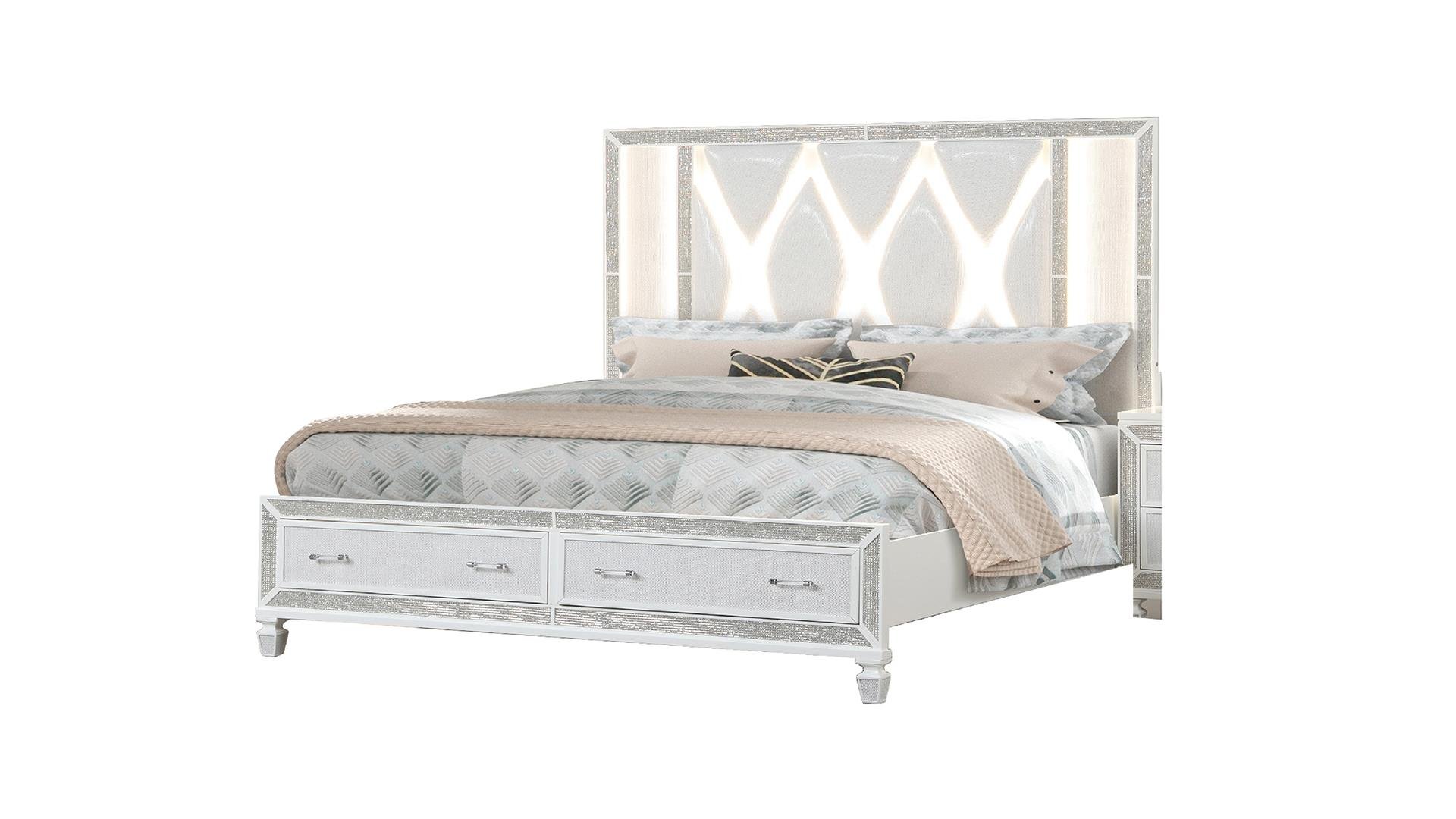 CRYSTAL_WHITE_BED_34_1500_975.jpg