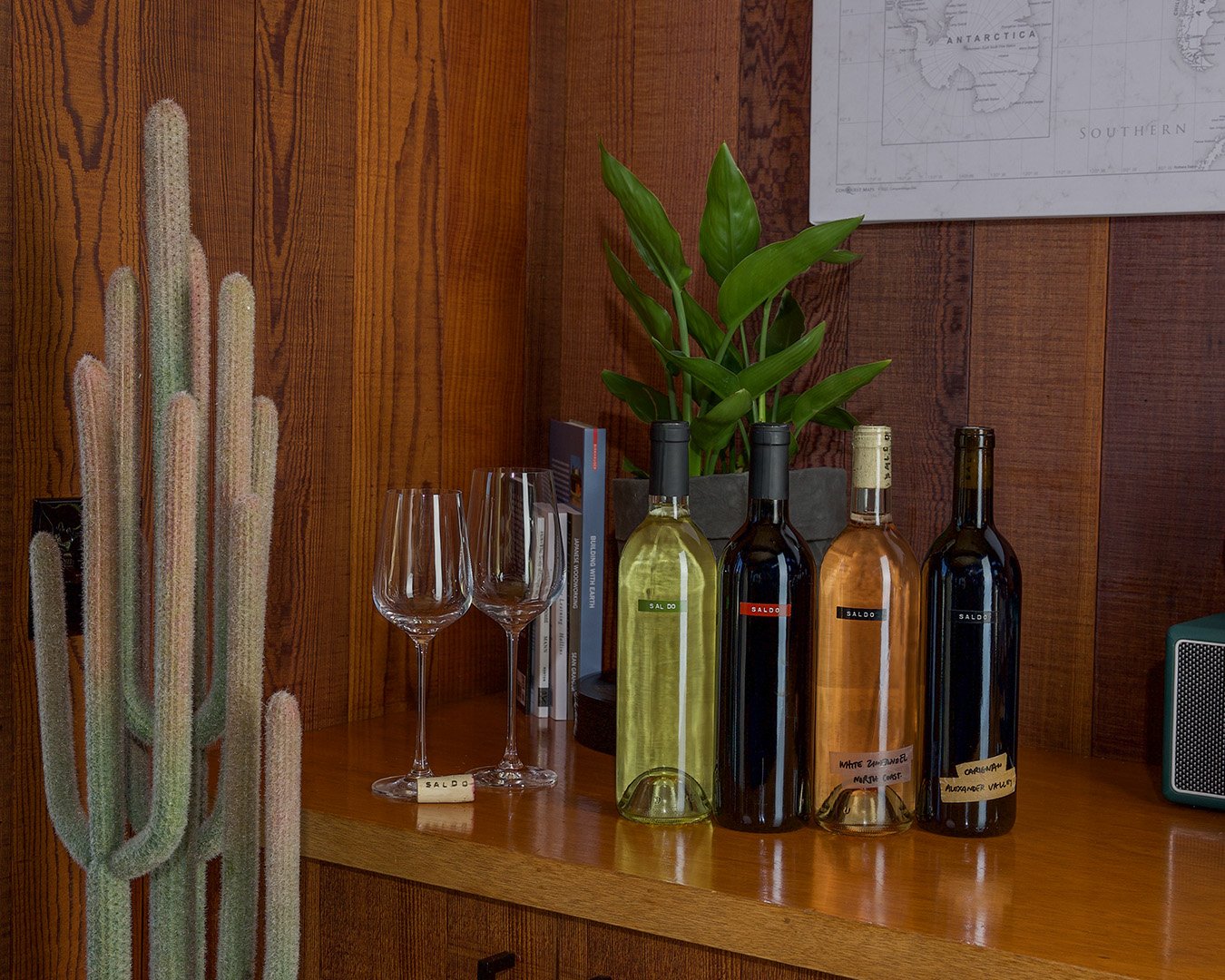 VC_Portfolio_SALDO_FeaturedProject-TheSALDOWineCollective-Photography-7.jpg