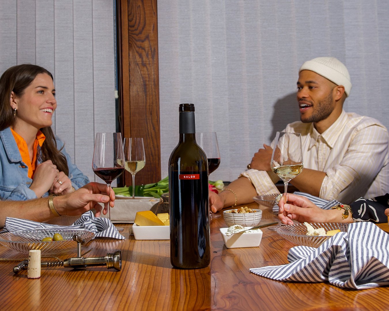 VC_Portfolio_SALDO_FeaturedProject-TheSALDOWineCollective-Photography-22.jpg